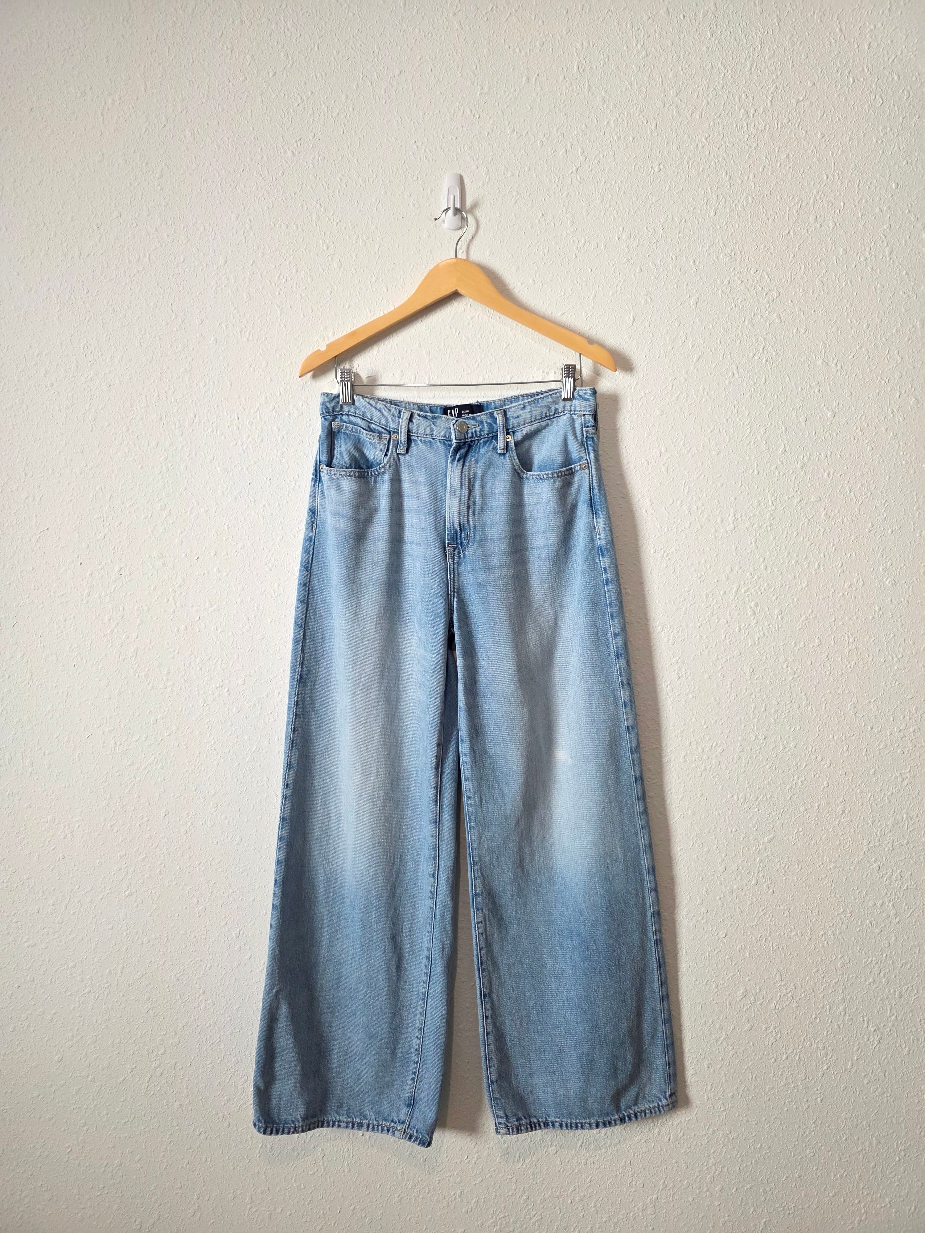 Gap High Rise Wide Leg Jeans (8/29)