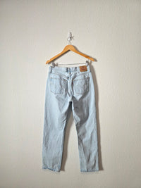 Levi's Light Wash Straight Jeans (29)