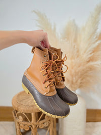 LL Bean Brown Bean Boots (6)