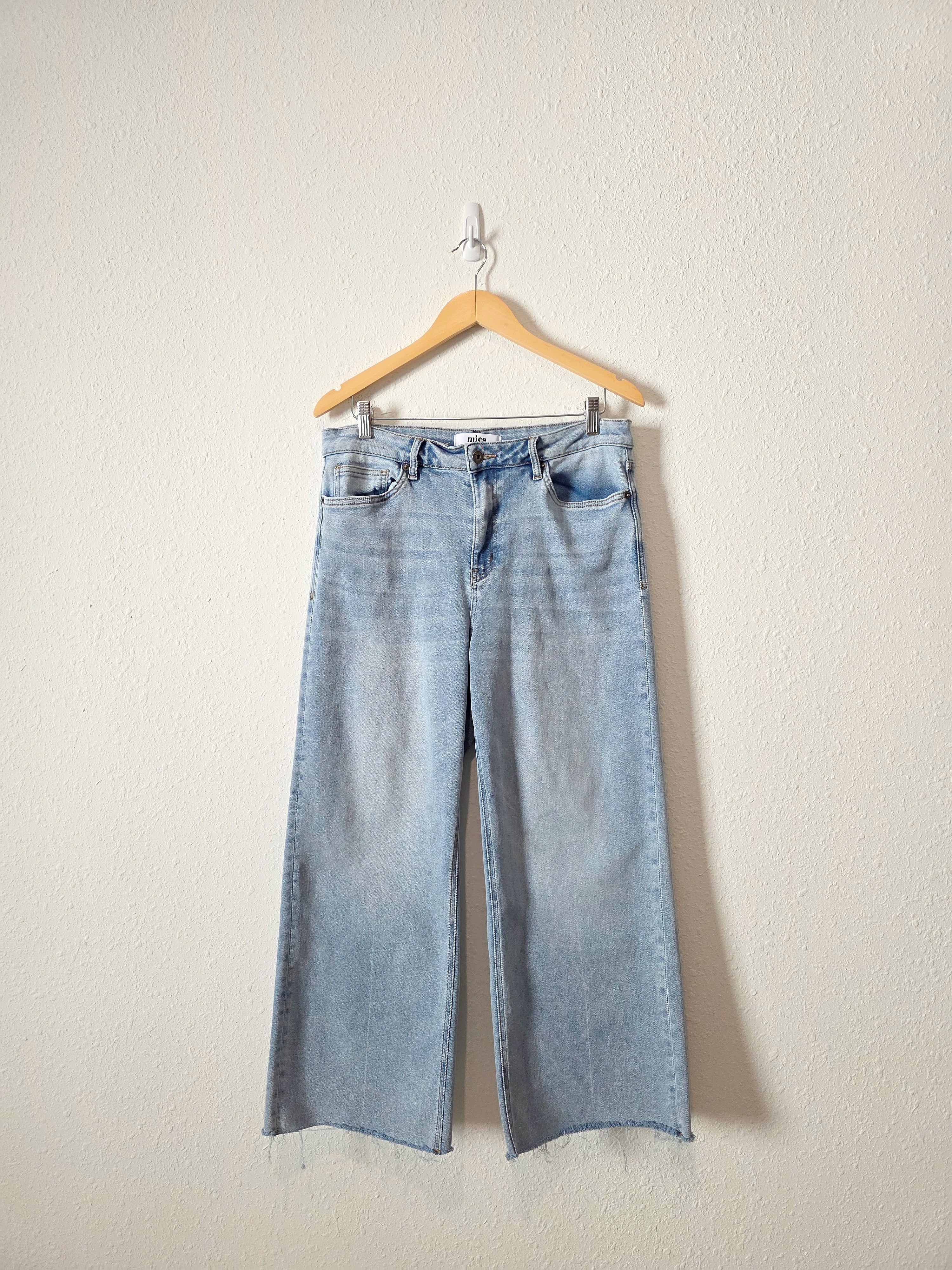 Mica Light Wash Wide Leg Jeans (31)