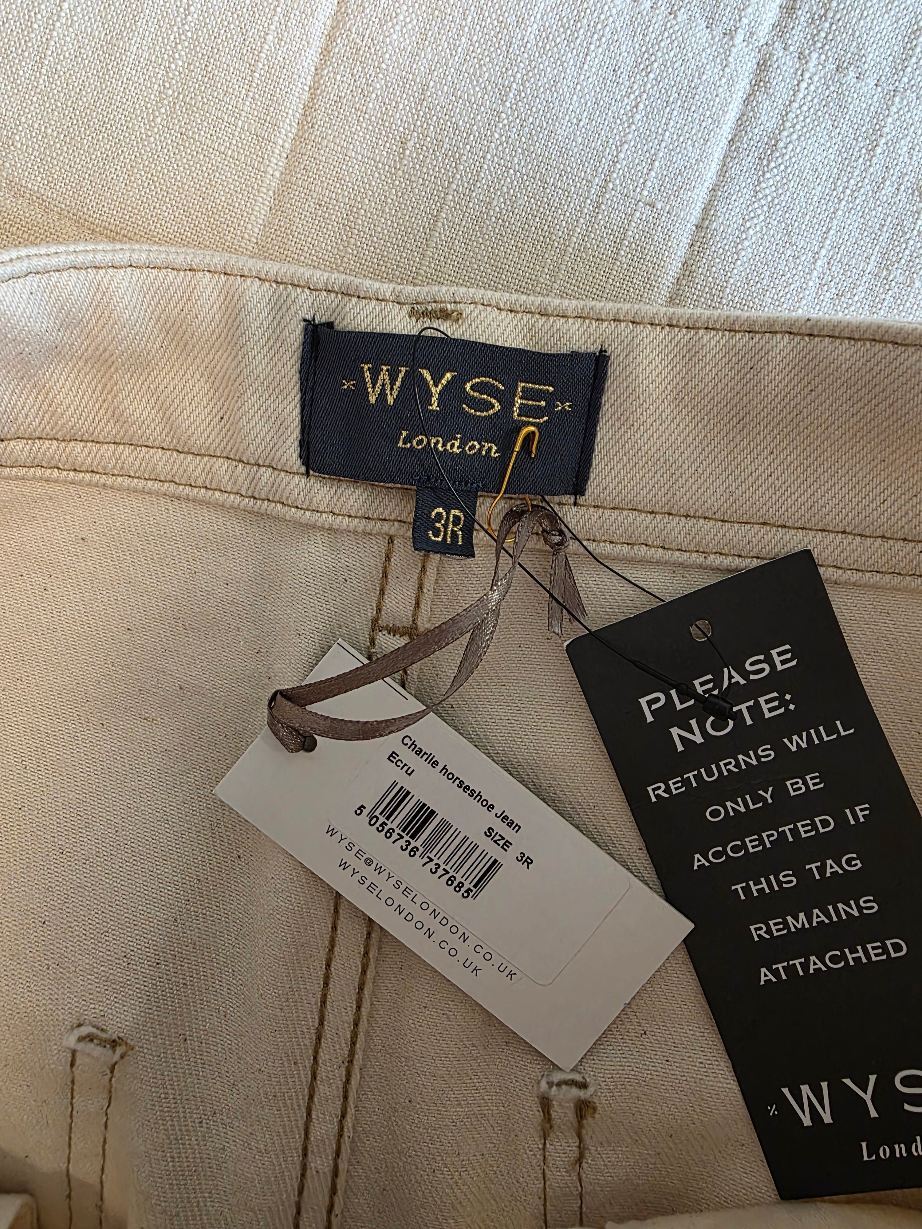 NEW Wyse Ecru Horseshoe Jeans (8)