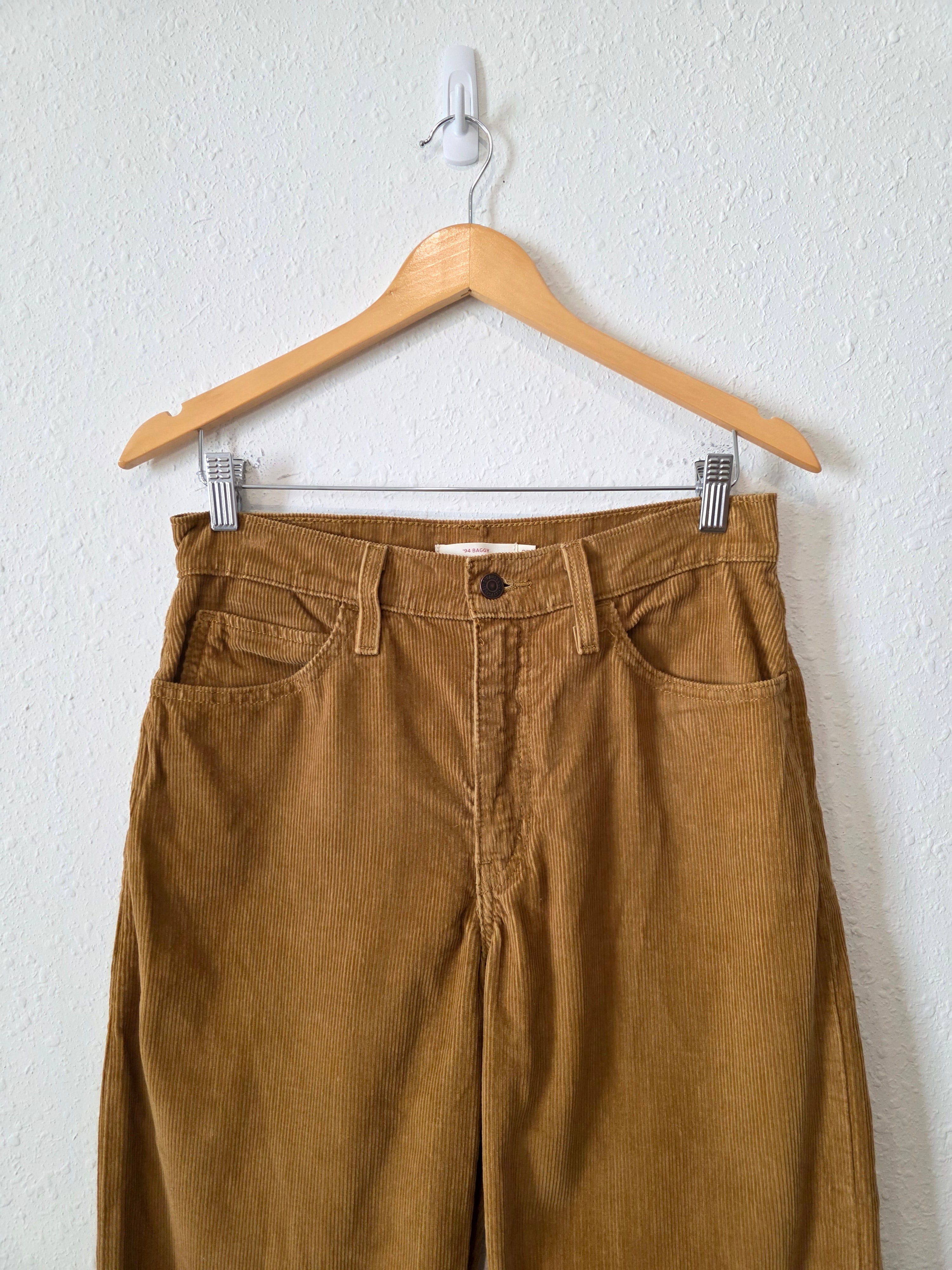 Levi's Corduroy Baggy Jeans (27)