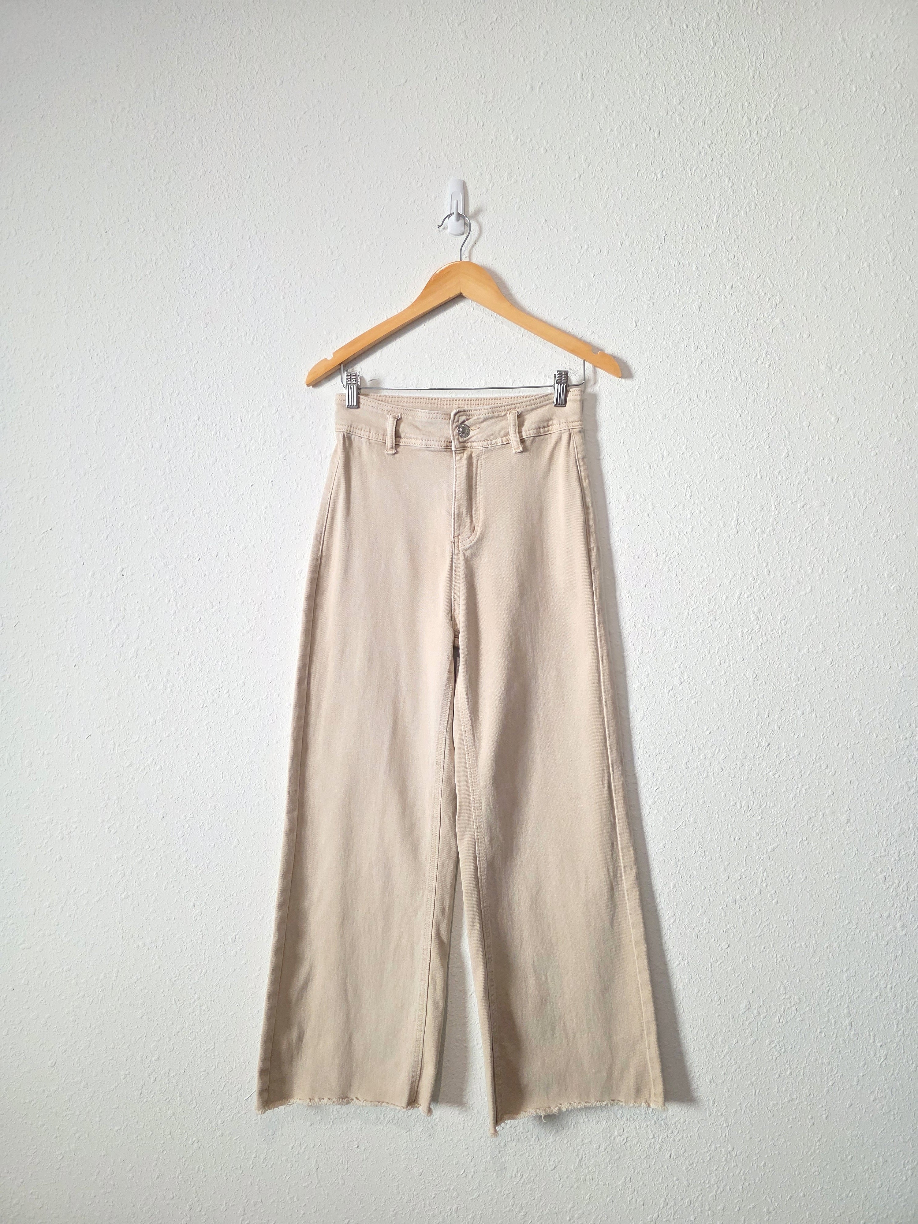 Neutral Wide Leg Jeans (M)