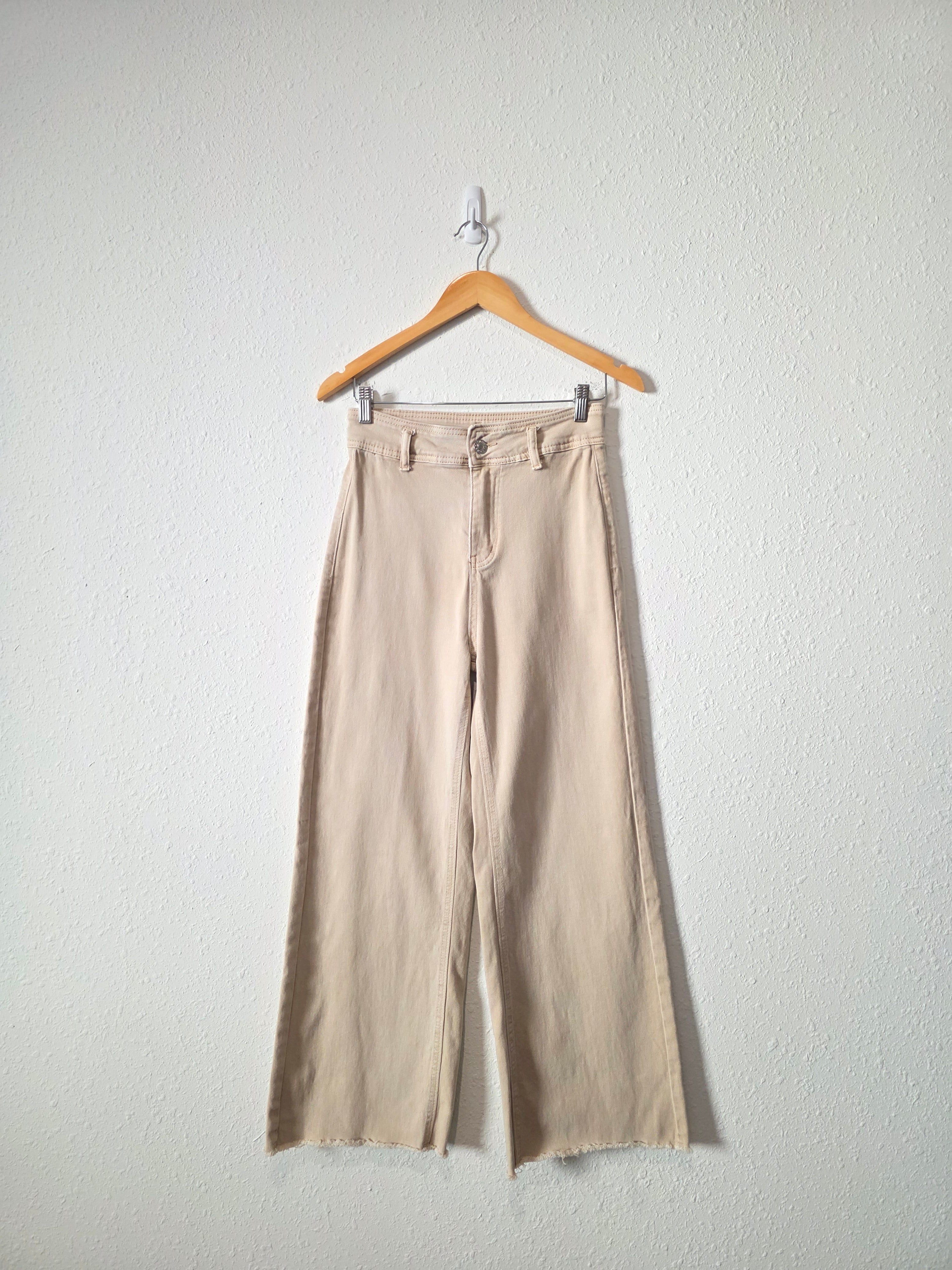 Neutral Wide Leg Jeans (M)