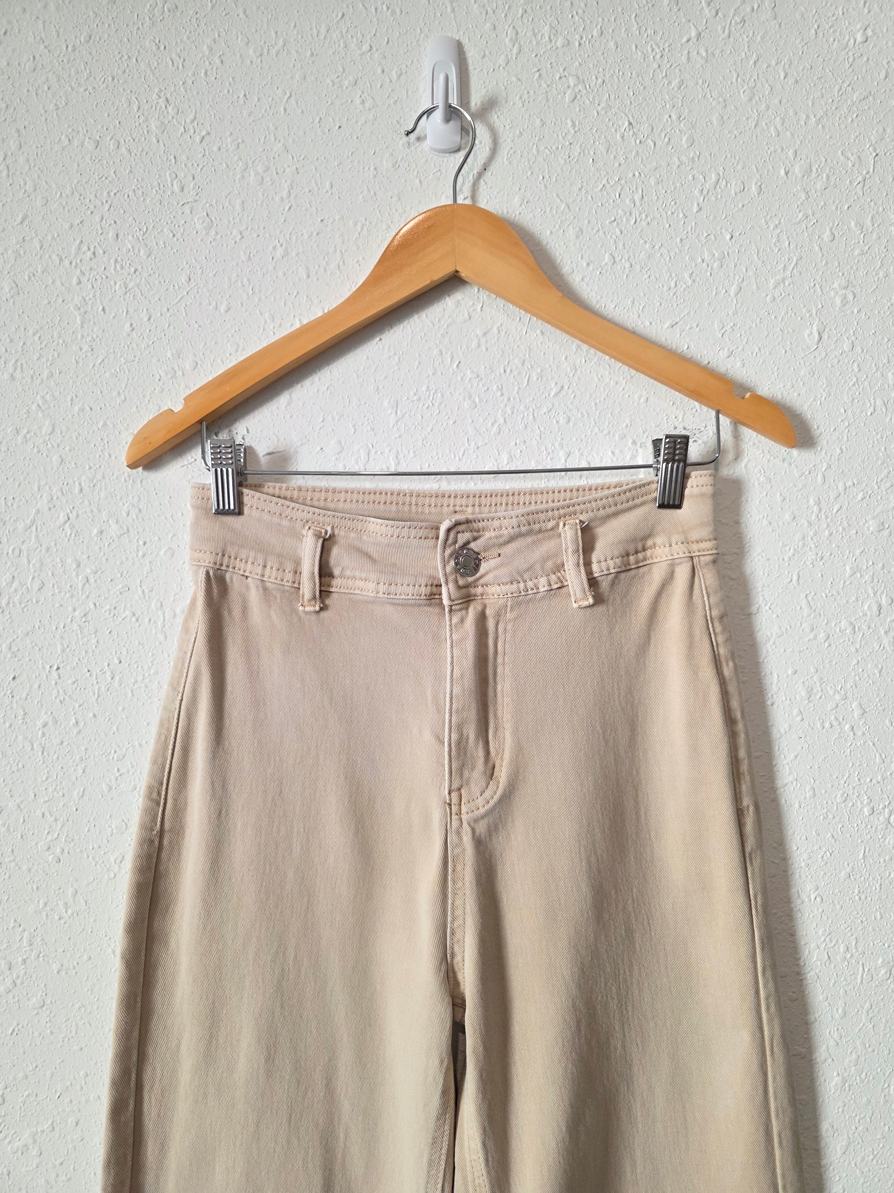 Neutral Wide Leg Jeans (M)