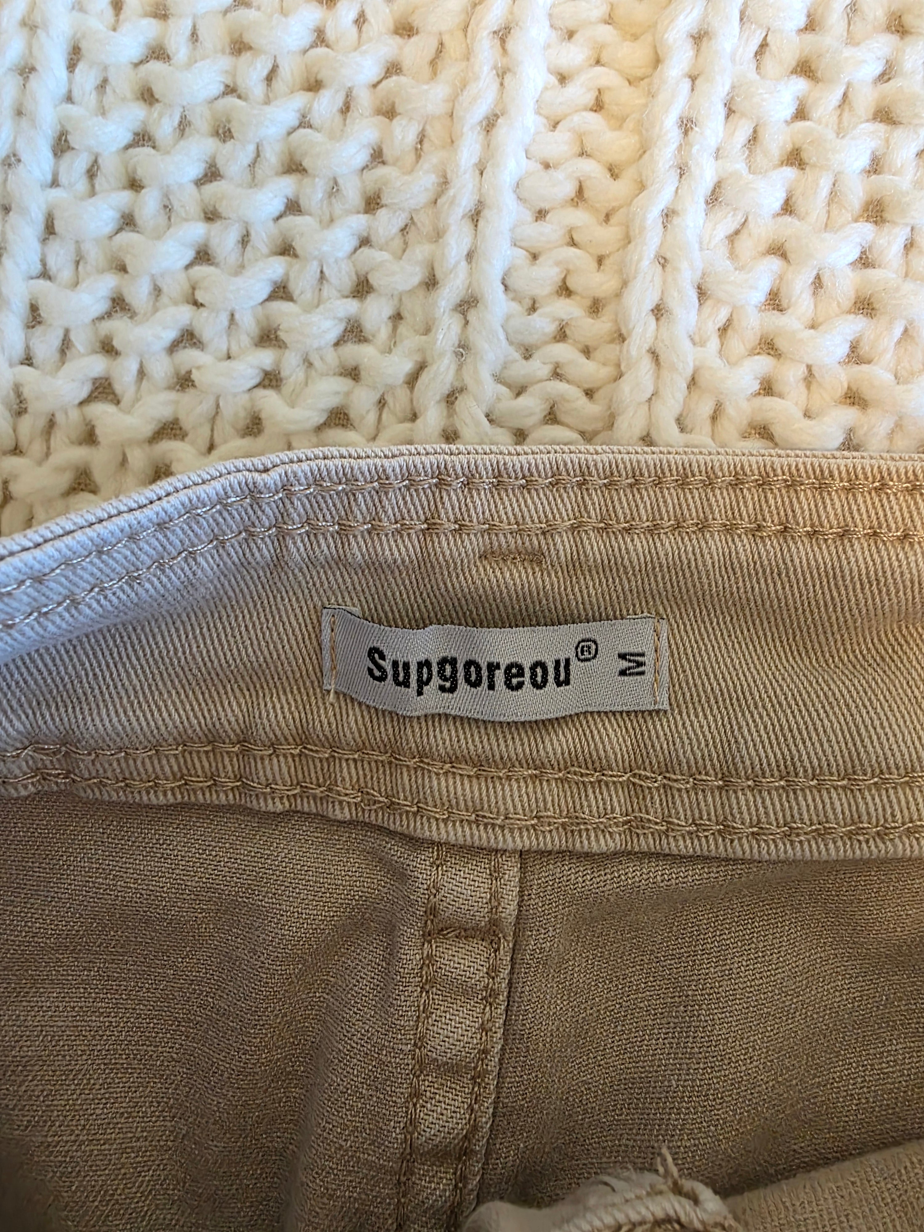 Neutral Wide Leg Jeans (M)