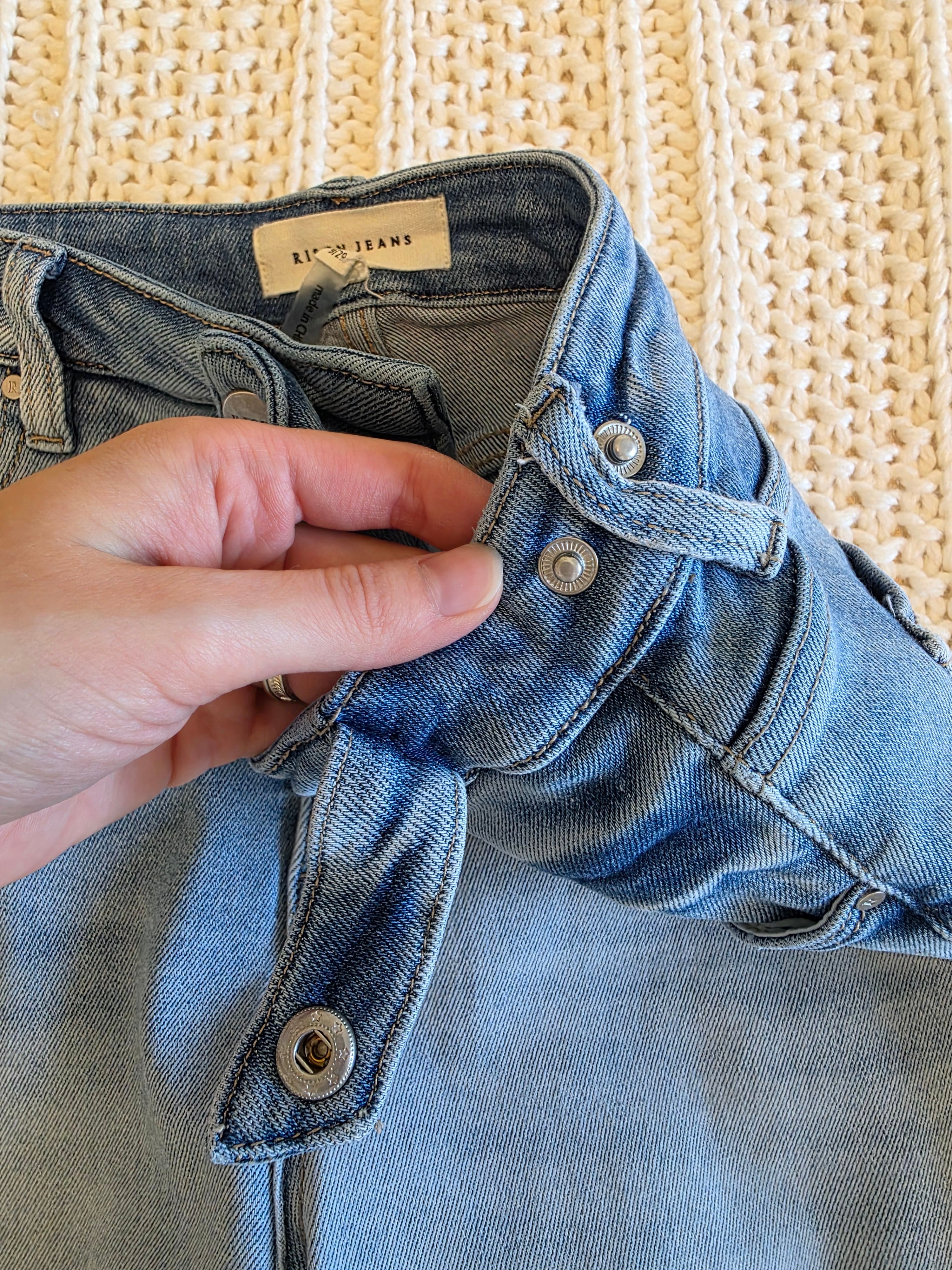 Risen Light Wash Wide Leg Jeans (29)