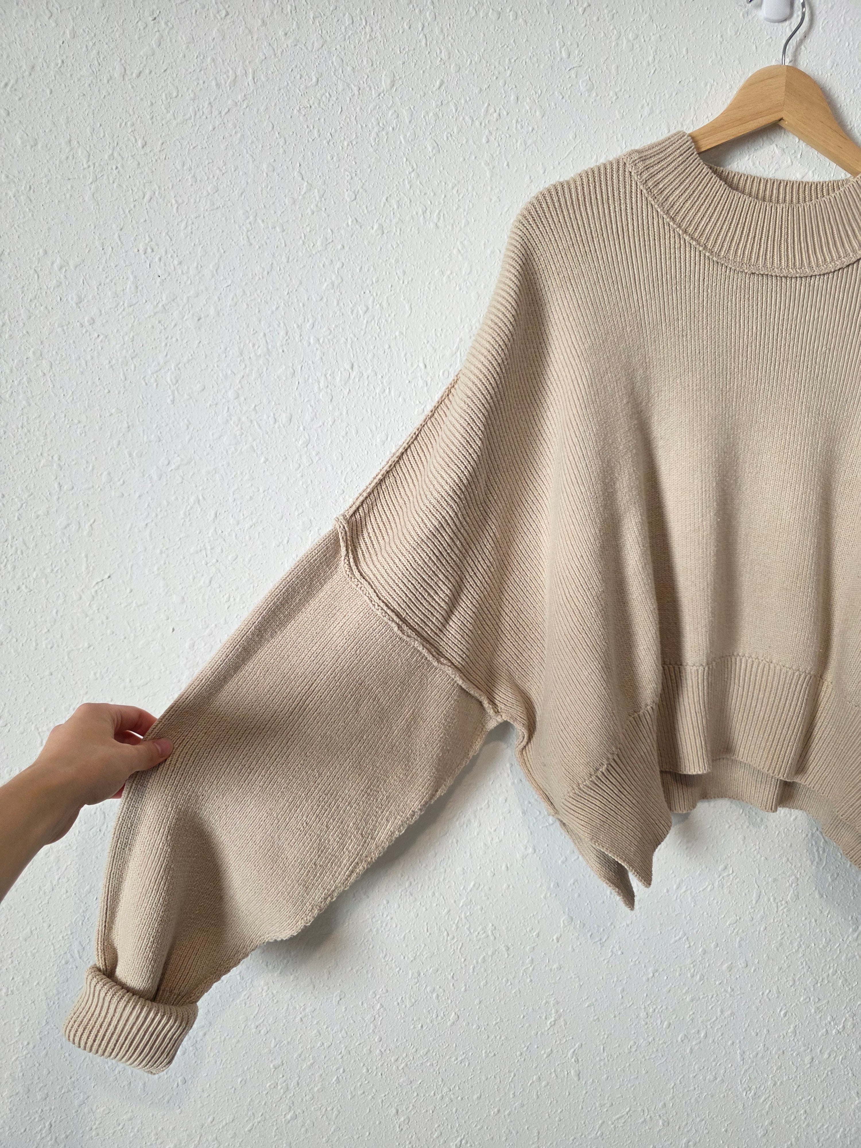 In Loom Ribbed Mockneck Sweater (L)