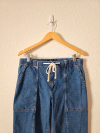Banana Republic Tapered Easy Jeans (M)