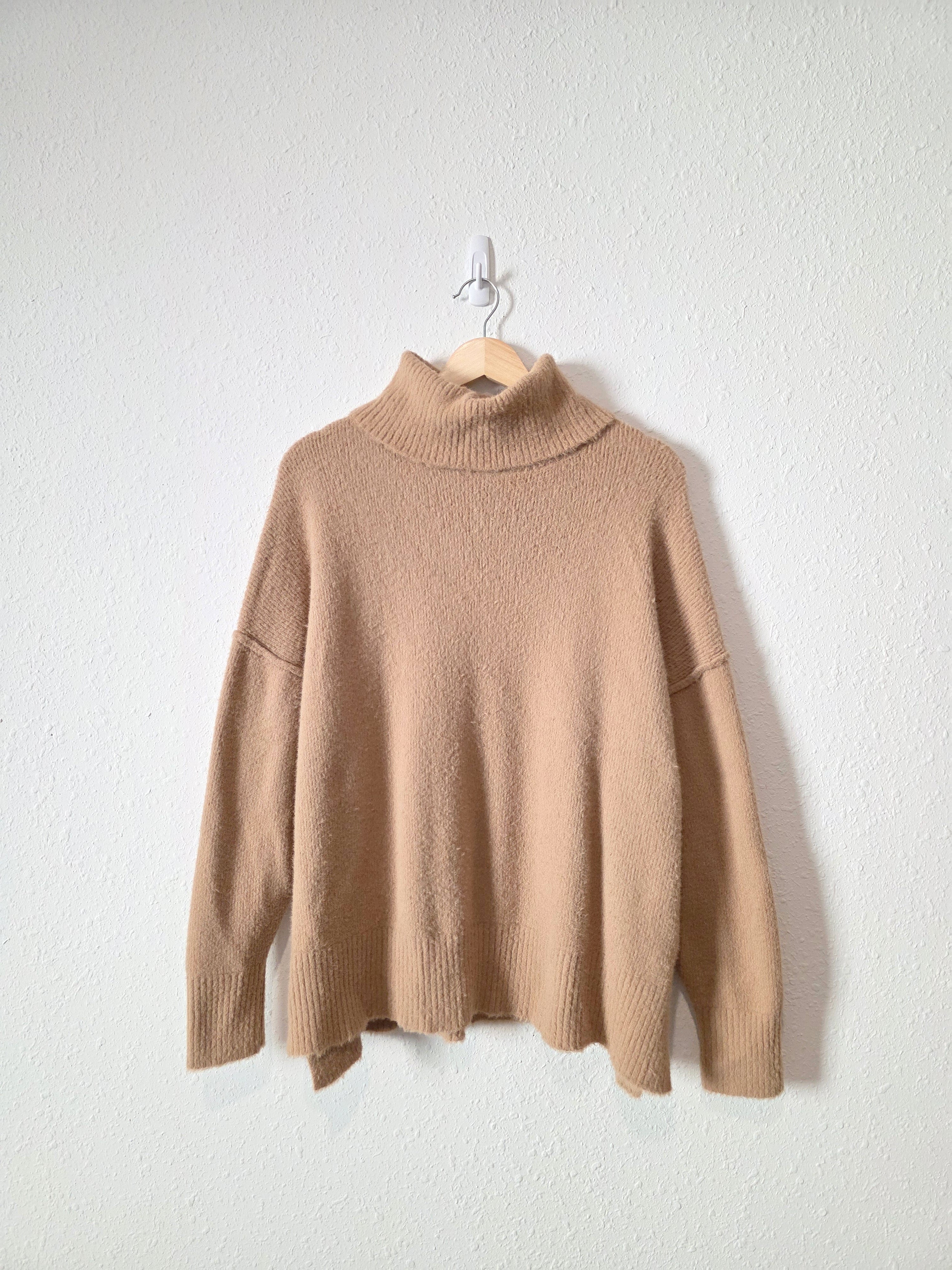 Aerie Fuzzy Turtleneck Sweater (M)