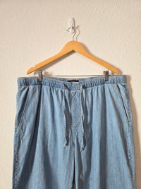 Banana Republic Wide Leg Easy Jeans (XXL)