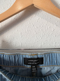 Banana Republic Wide Leg Easy Jeans (XXL)