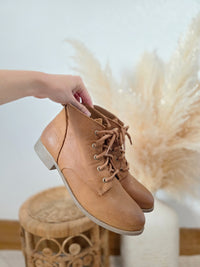 Steve Madden Leather Boots (10)