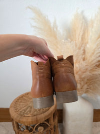 Steve Madden Leather Boots (10)