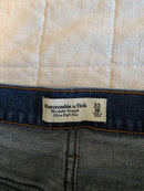 Abercrombie Ankle Straight Jeans (33/16)
