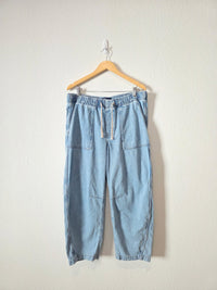 Gap Light Wash Easy Barrel Jeans (L)