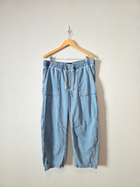 Gap Light Wash Easy Barrel Jeans (L)