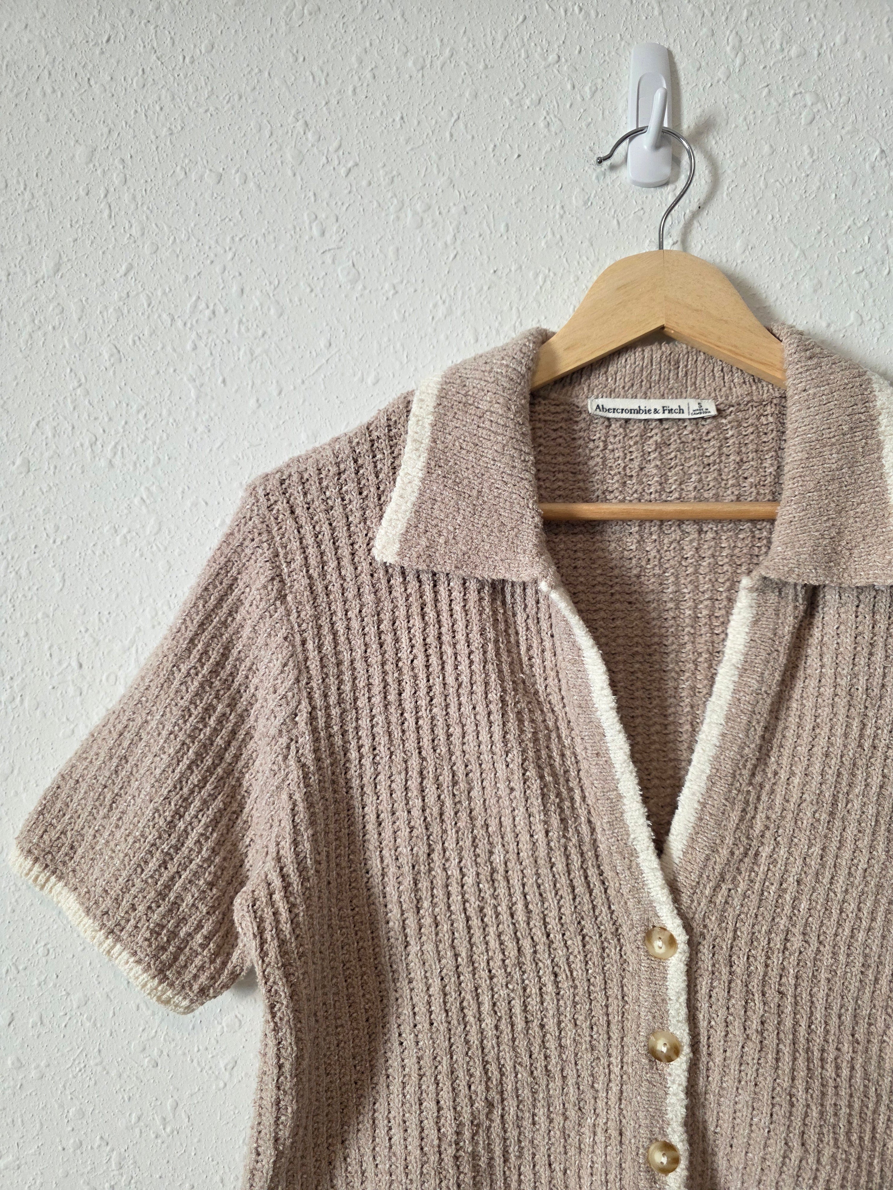 NEW Abercrombie Collared Knit Top (S)