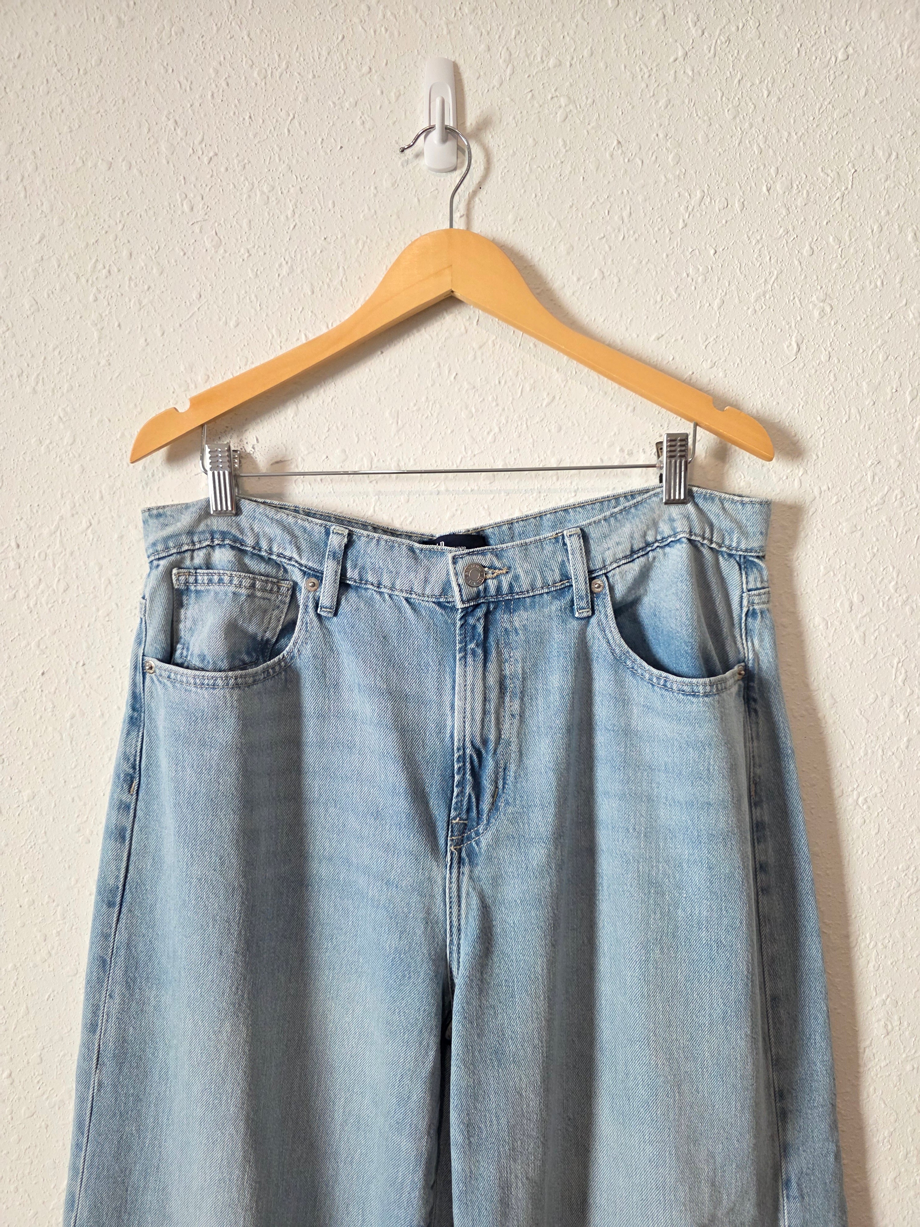 Gap Light Wash Wide Leg Jeans (16/33)