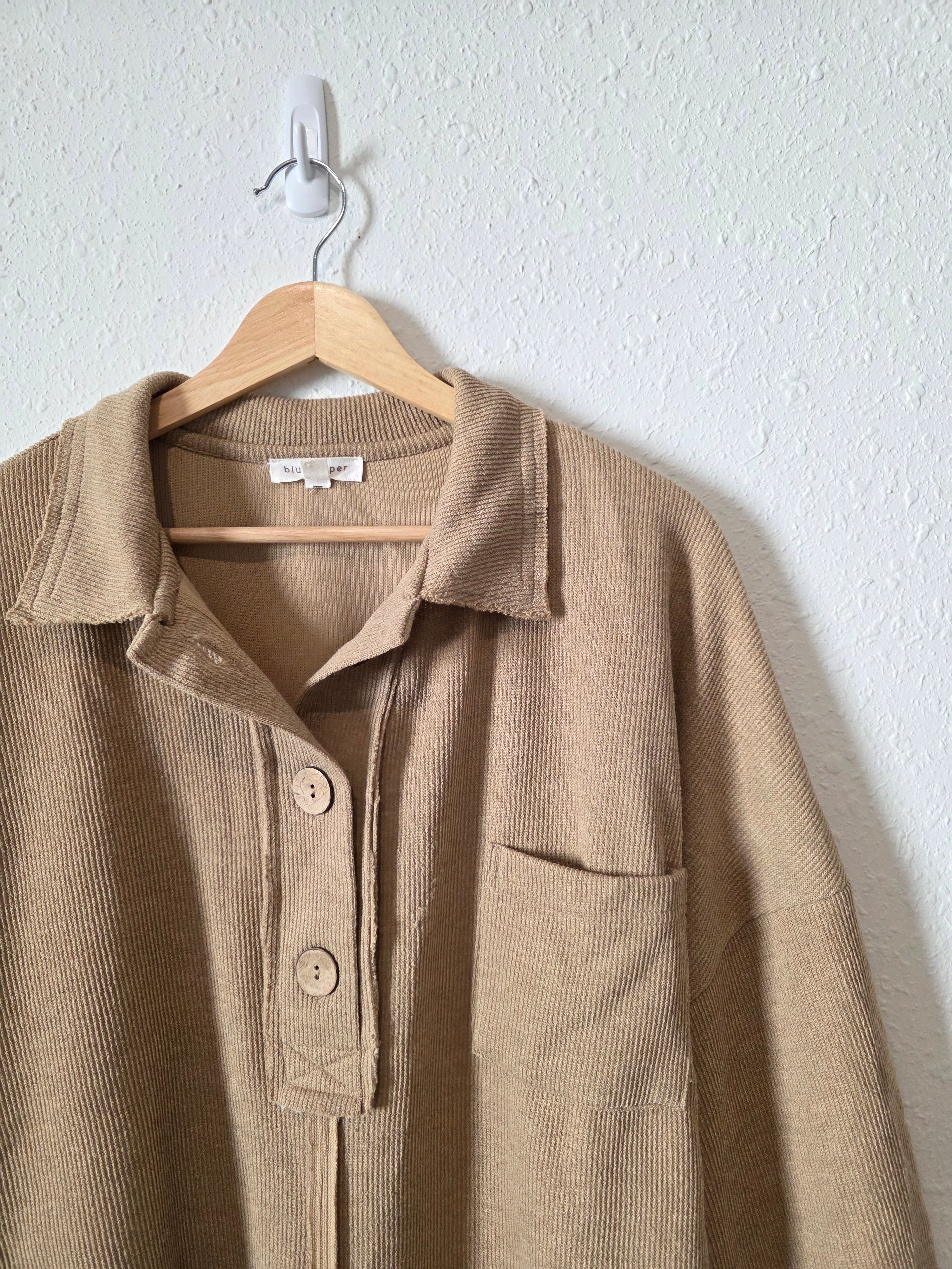 Blu Pepper Mocha Henley Sweater (L)