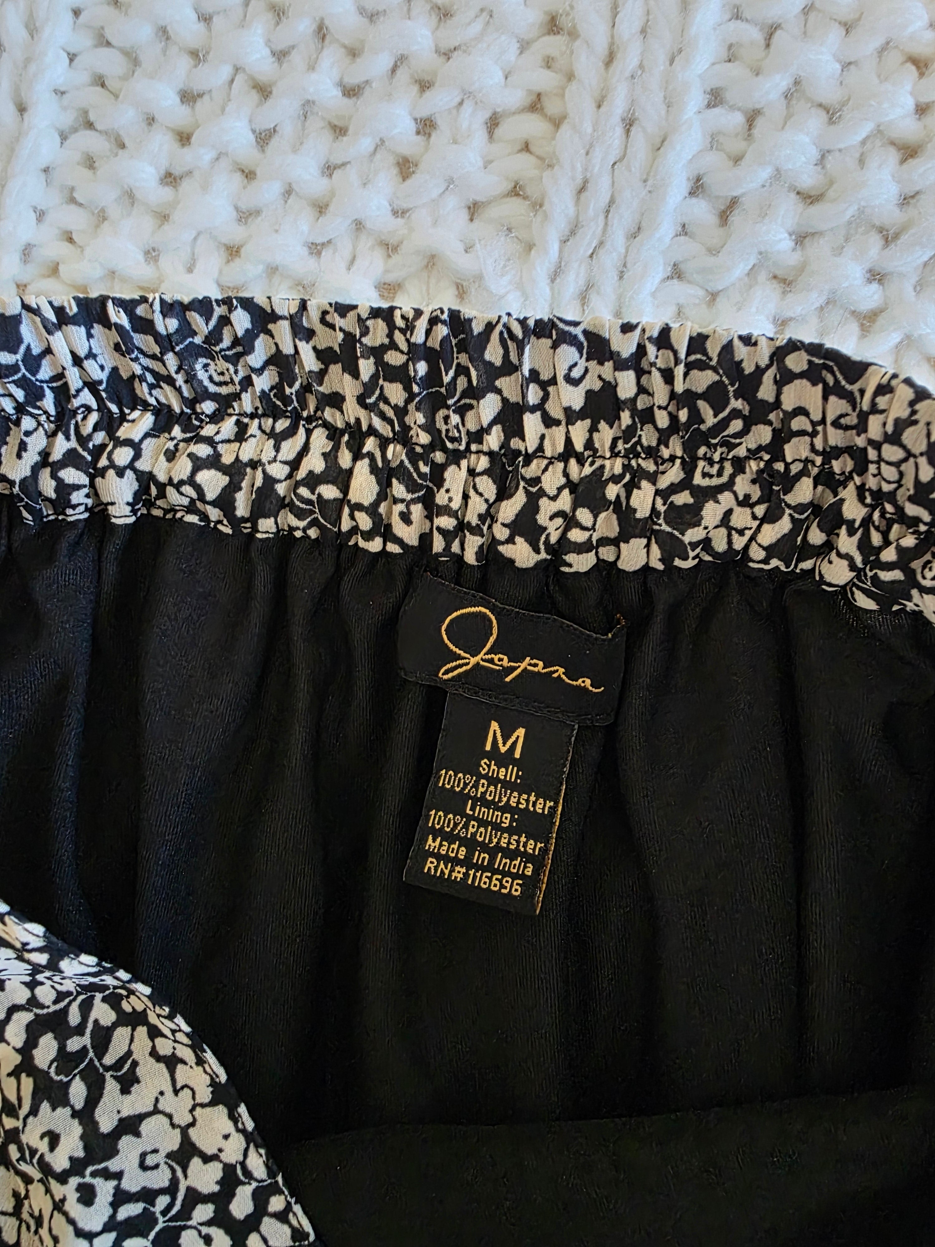 Floral Pleated Midi Skirt (M)