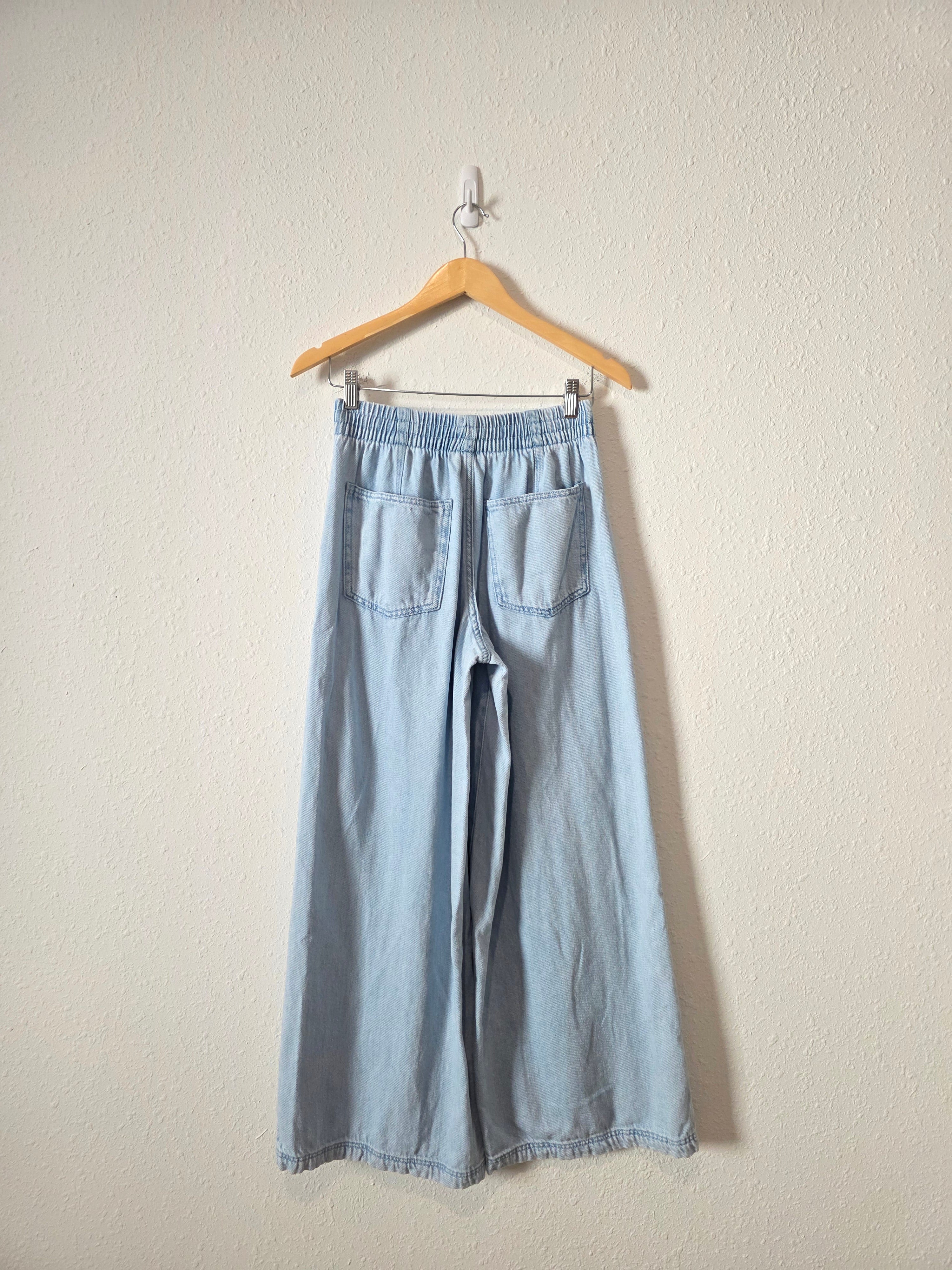 Light Wash Wide Leg Easy Jeans (XS)
