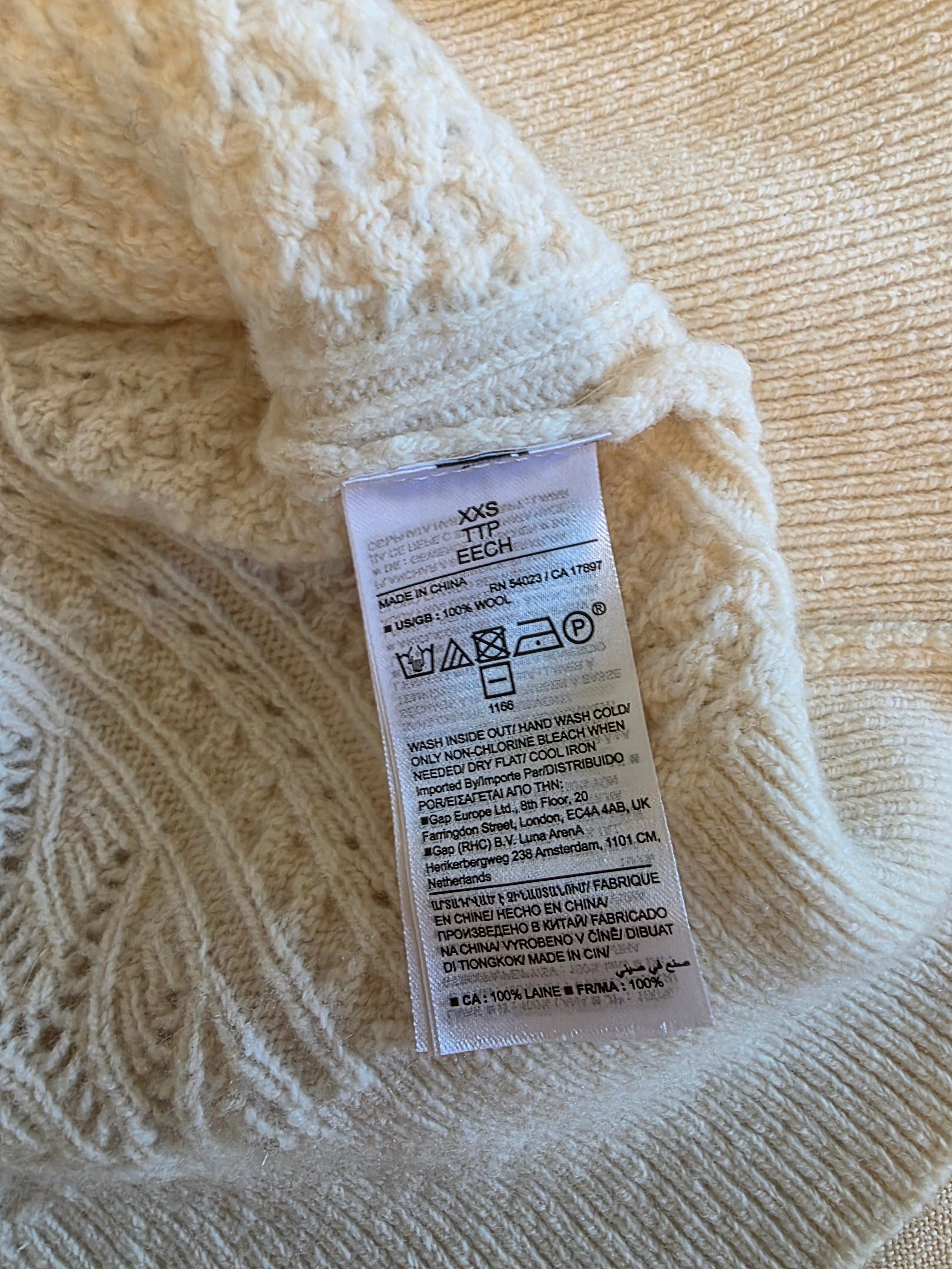 Banana Republic Wool Sweater Top (XXS-S)