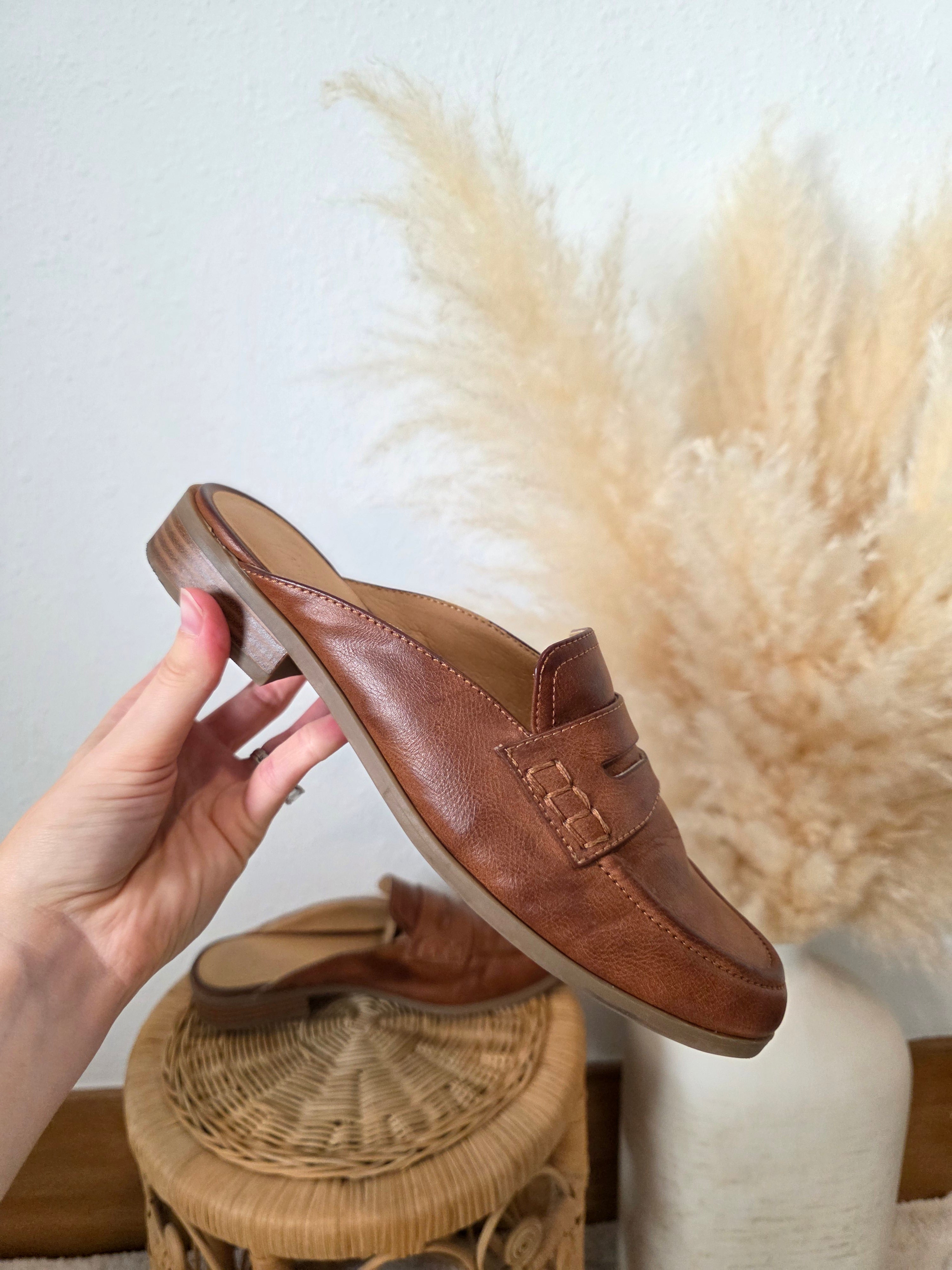 Crown Vintage Brown Loafer Mules (9)