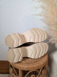 Sorel Chunky Leather Chelsea Boots (9)