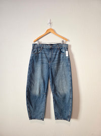 NEW Gap Relaxed Barrel Jeans (16/33)