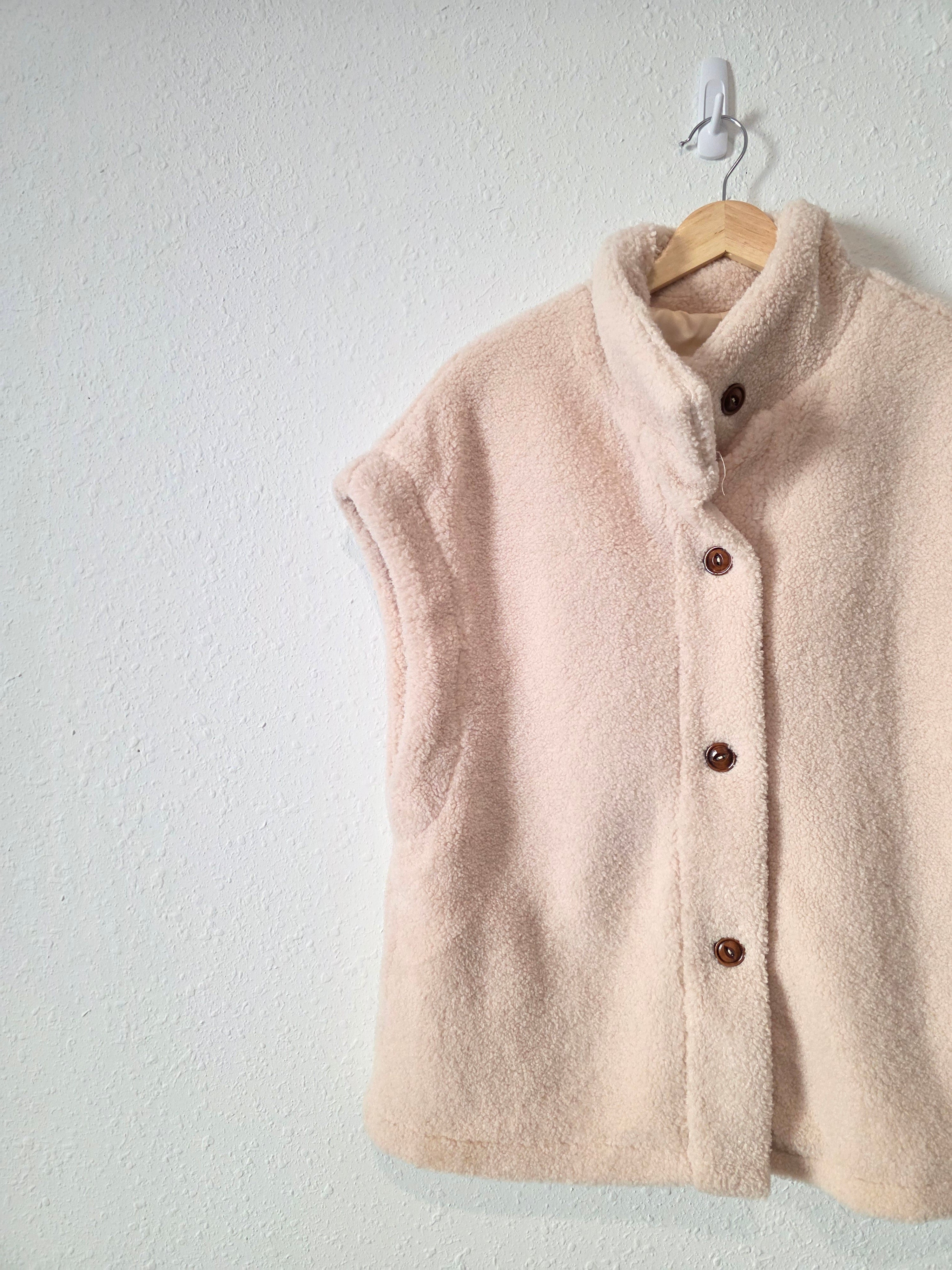 Cozy Sherpa Button Up Vest (S)