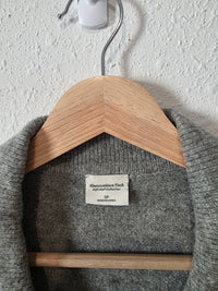 Abercrombie Gray Midi Sweater Dress (SP)