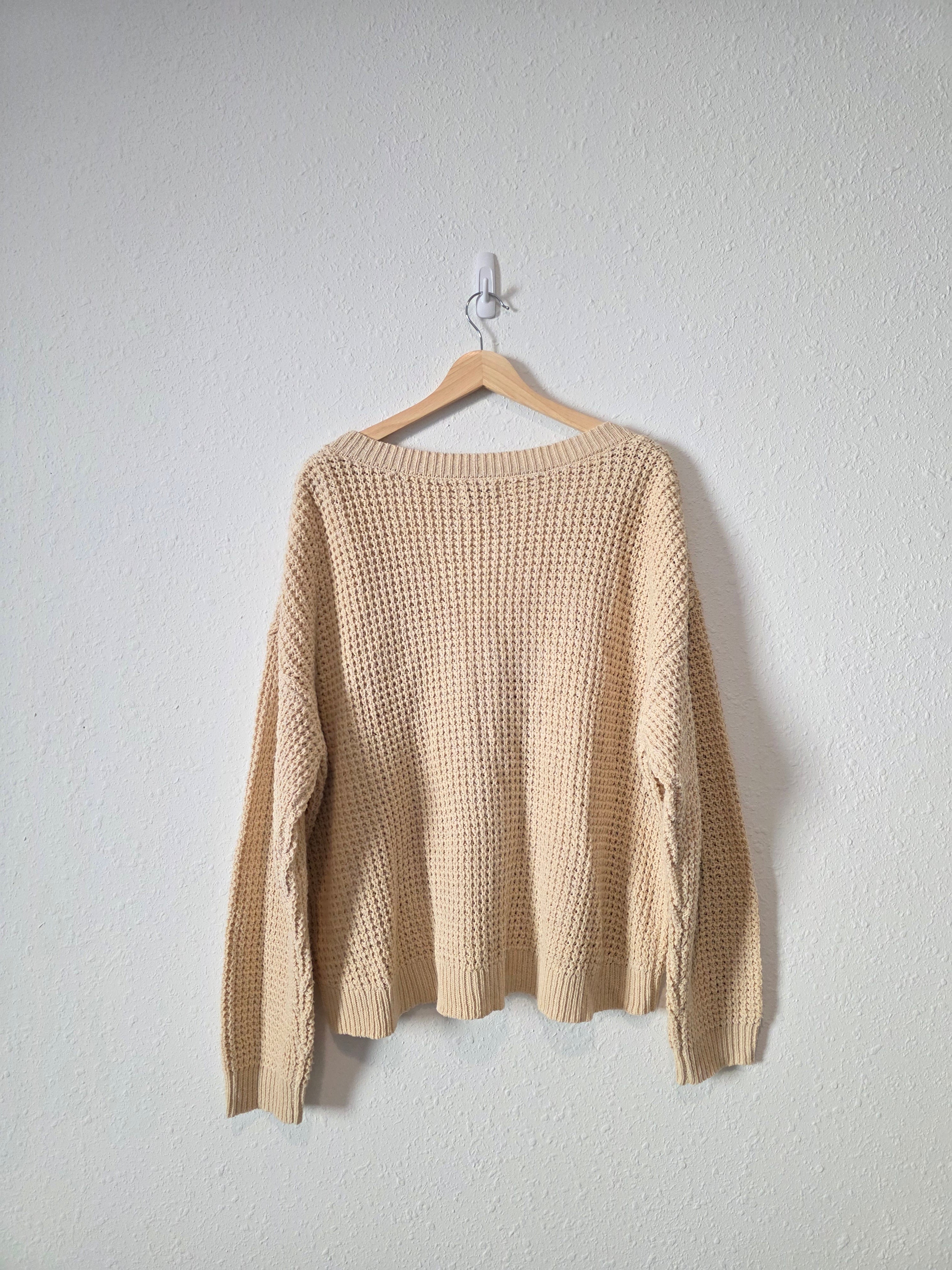 Neutral Waffle Knit Sweater (M/L)