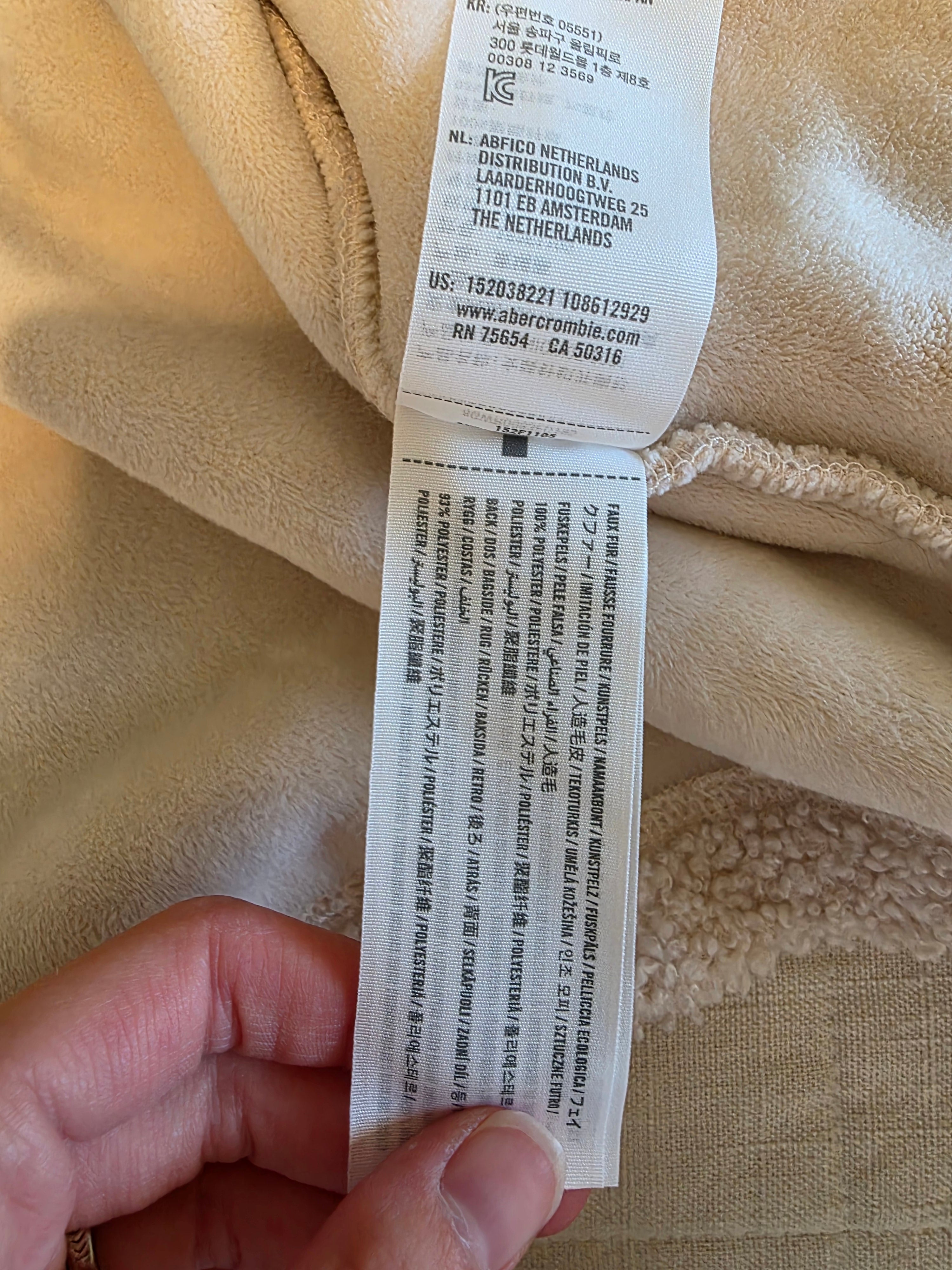 Abercrombie Sherpa Cropped Jacket (XL)