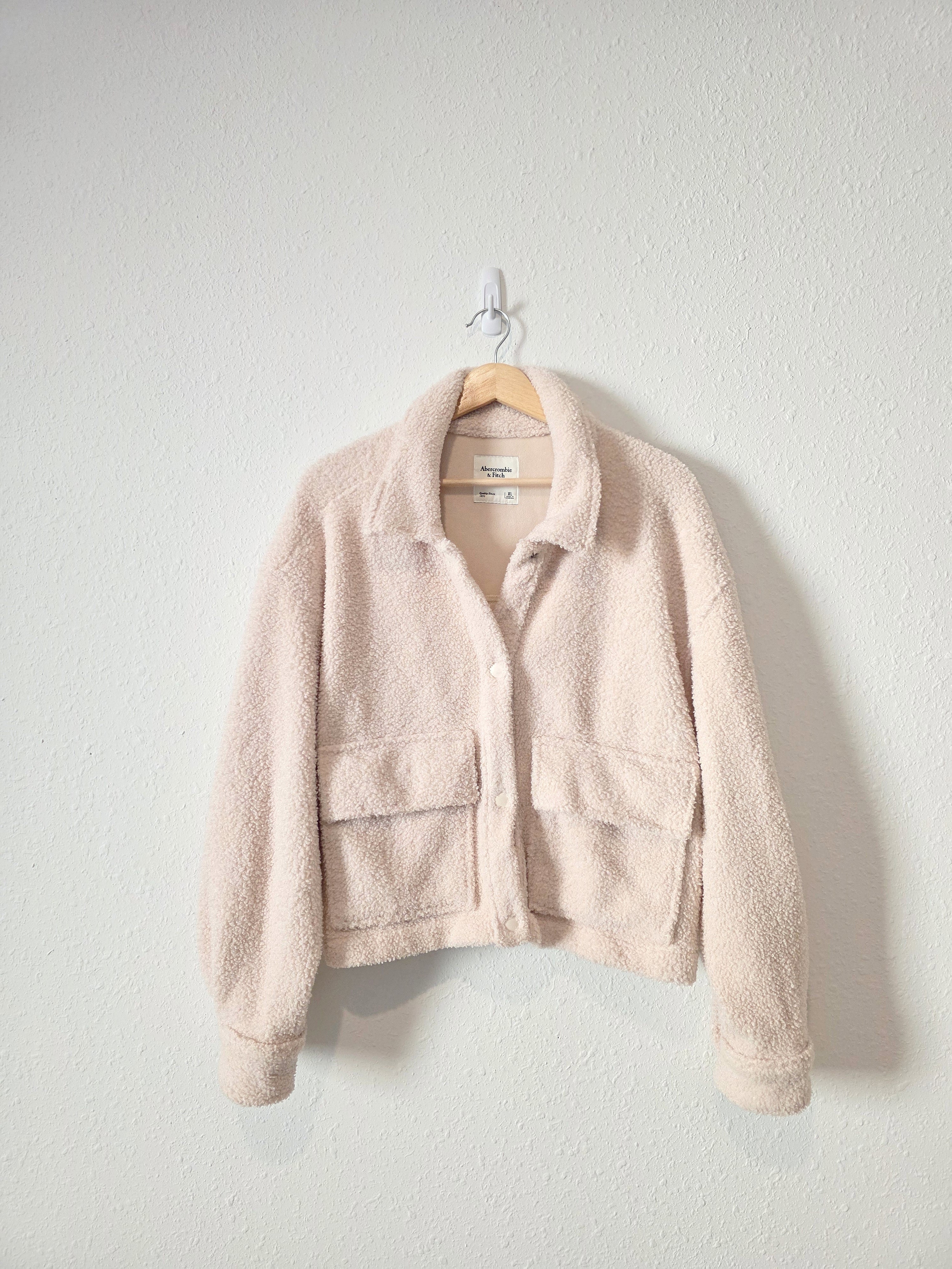 Abercrombie Sherpa Cropped Jacket (XL)