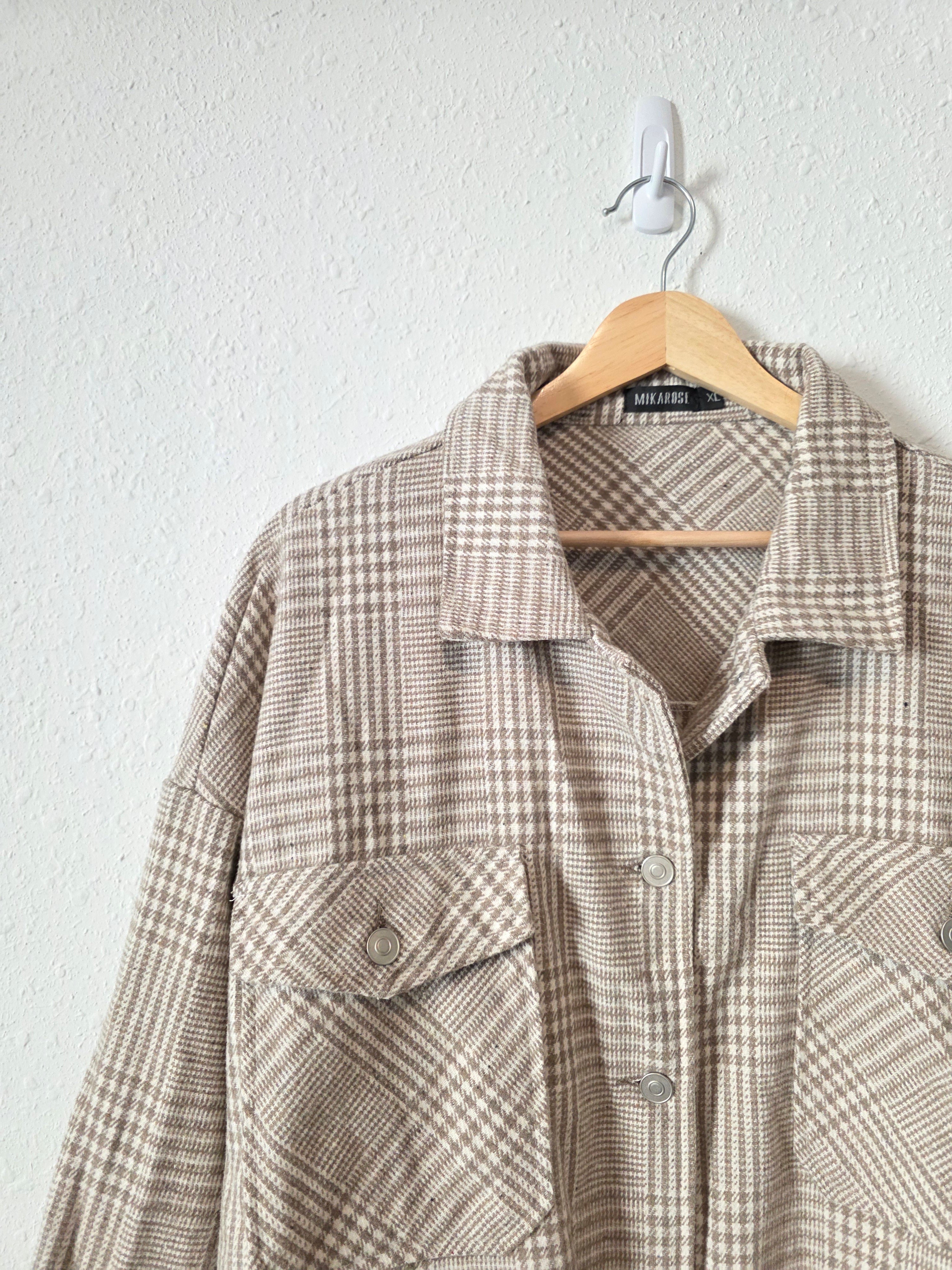 Mikarose Neutral Button Up Shirt Jacket (XL)