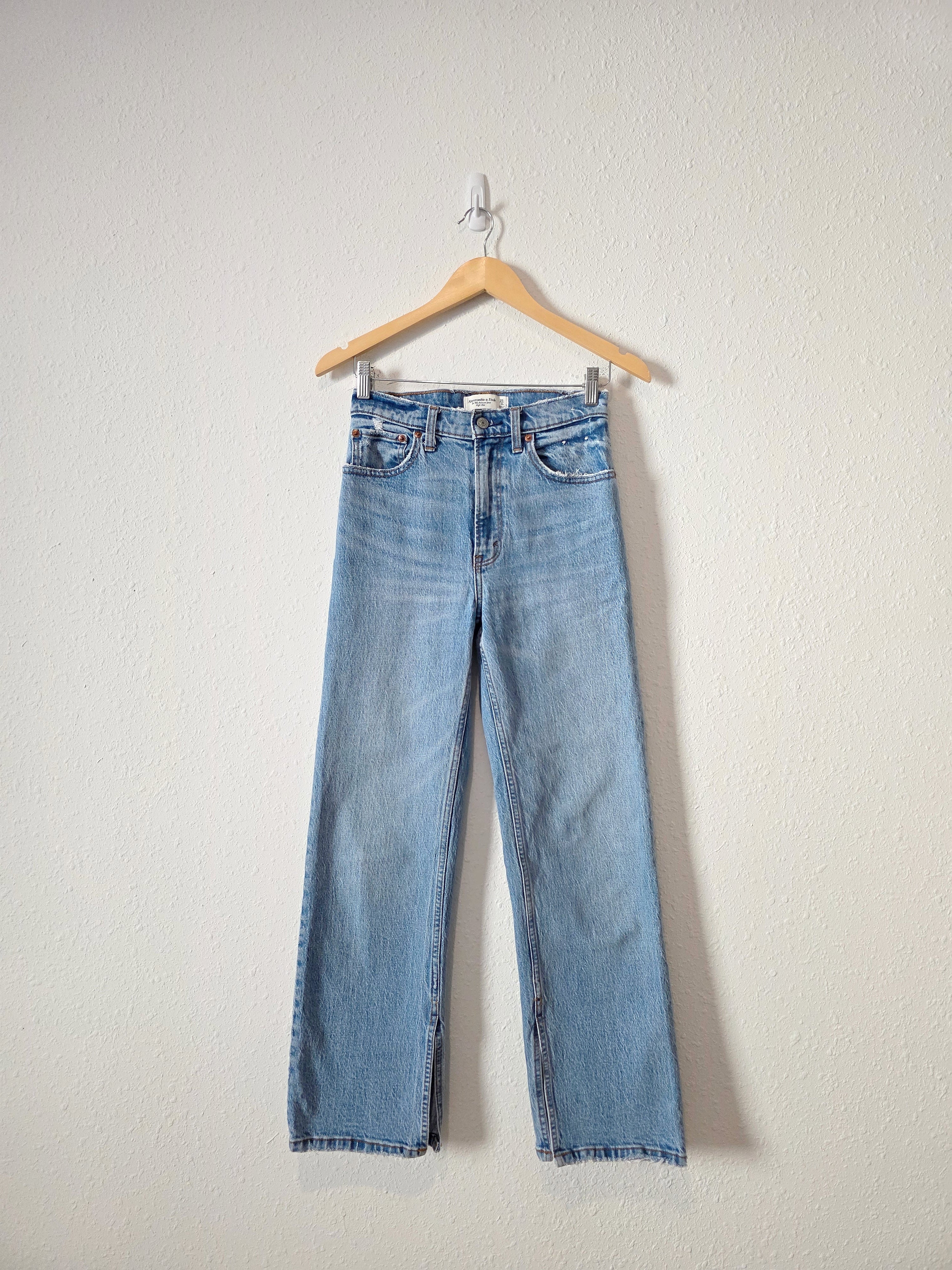 Abercrombie 90s Relaxed Jeans (25/0)