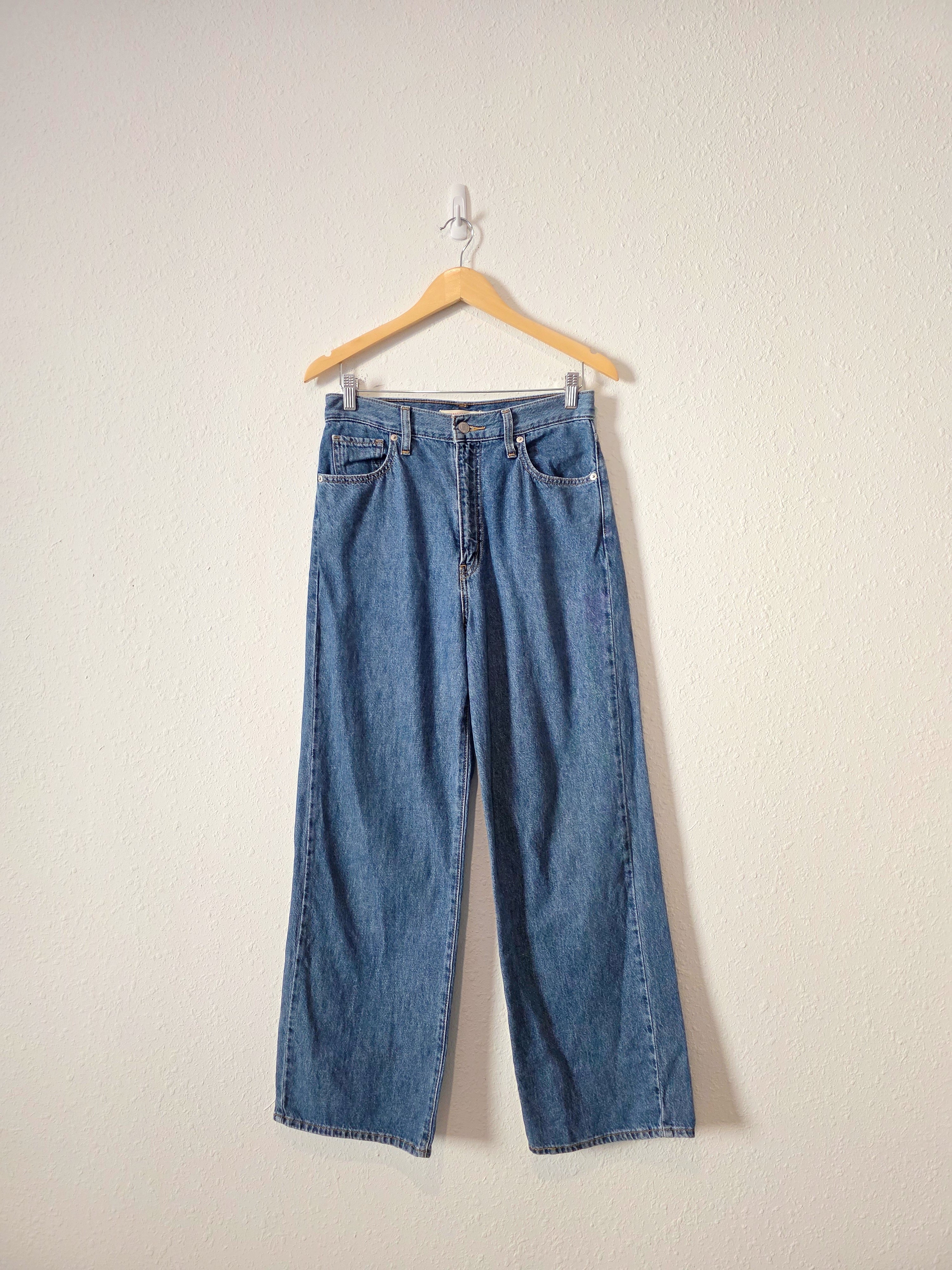 Levi's High Waisted Straight Jeans (29)