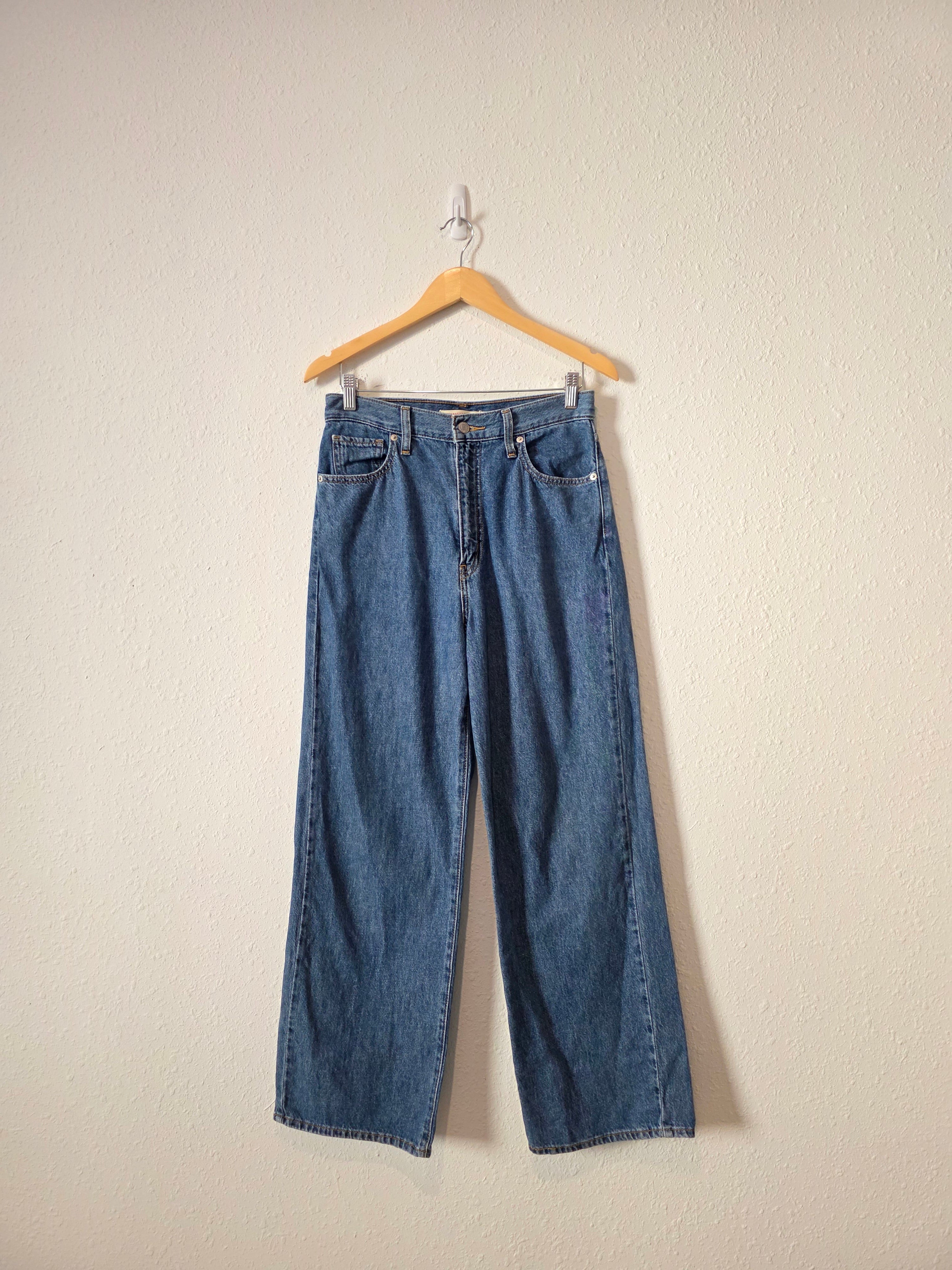 Levi's High Waisted Straight Jeans (29)