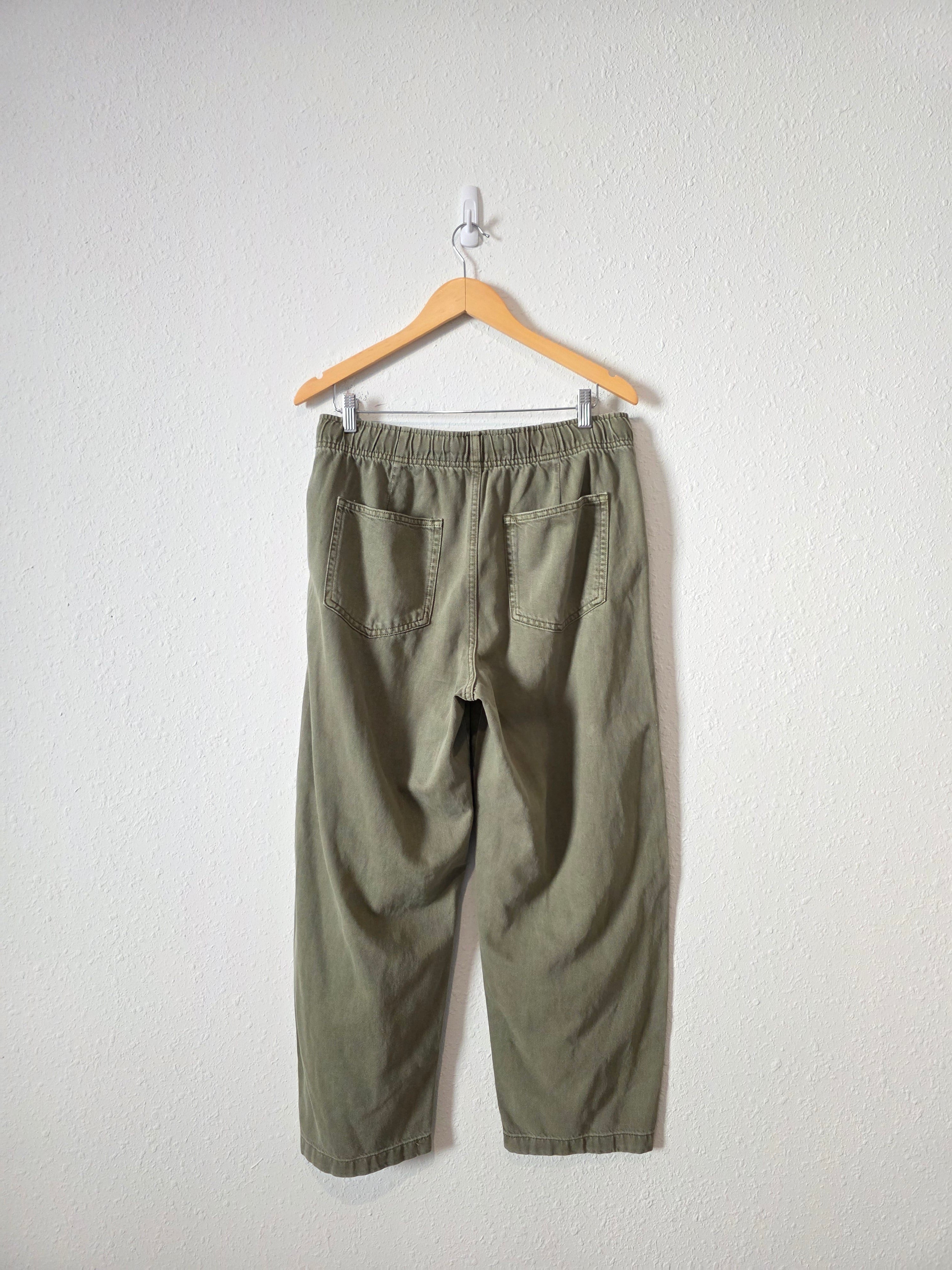 Gap Olive Easy Barrel Jeans (M)
