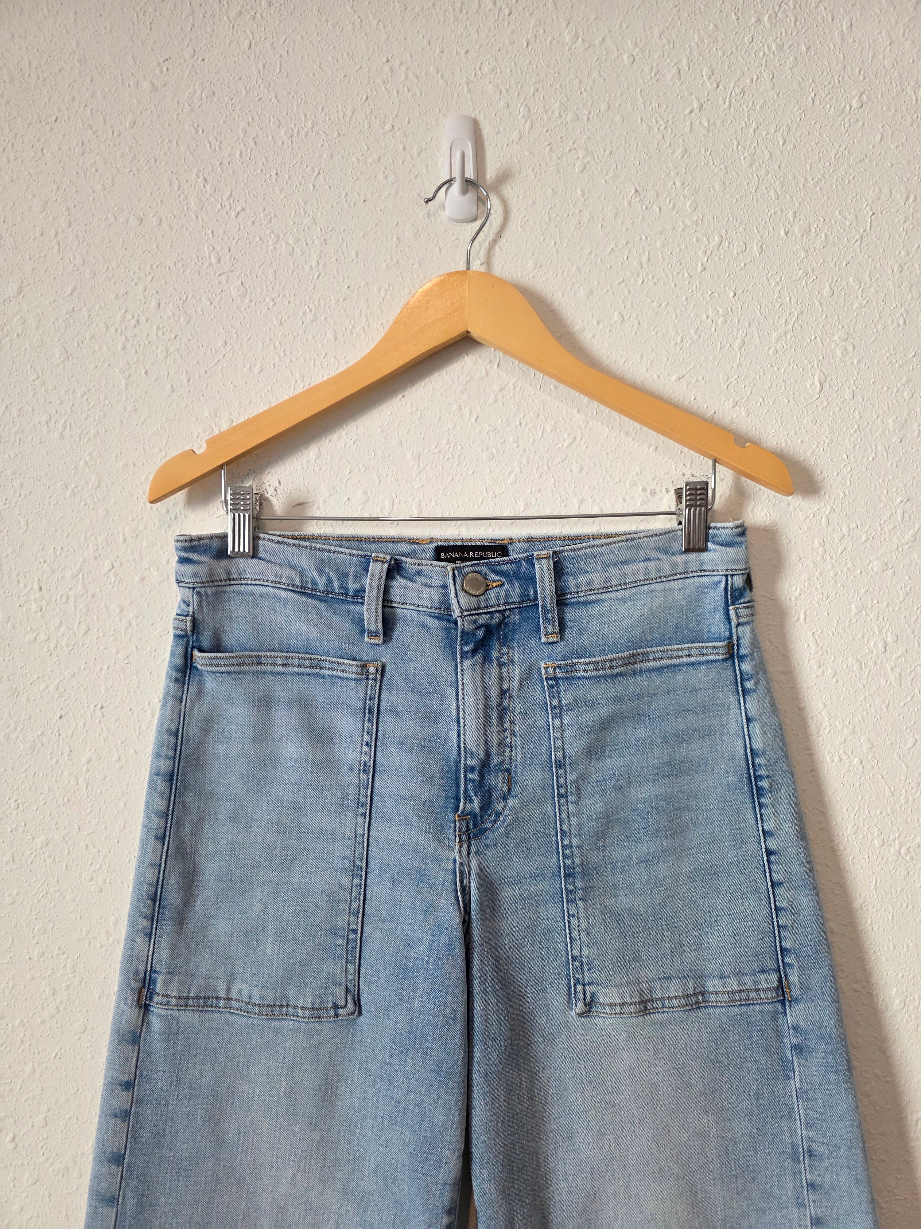 Banana Republic Wide Leg Jeans (28)