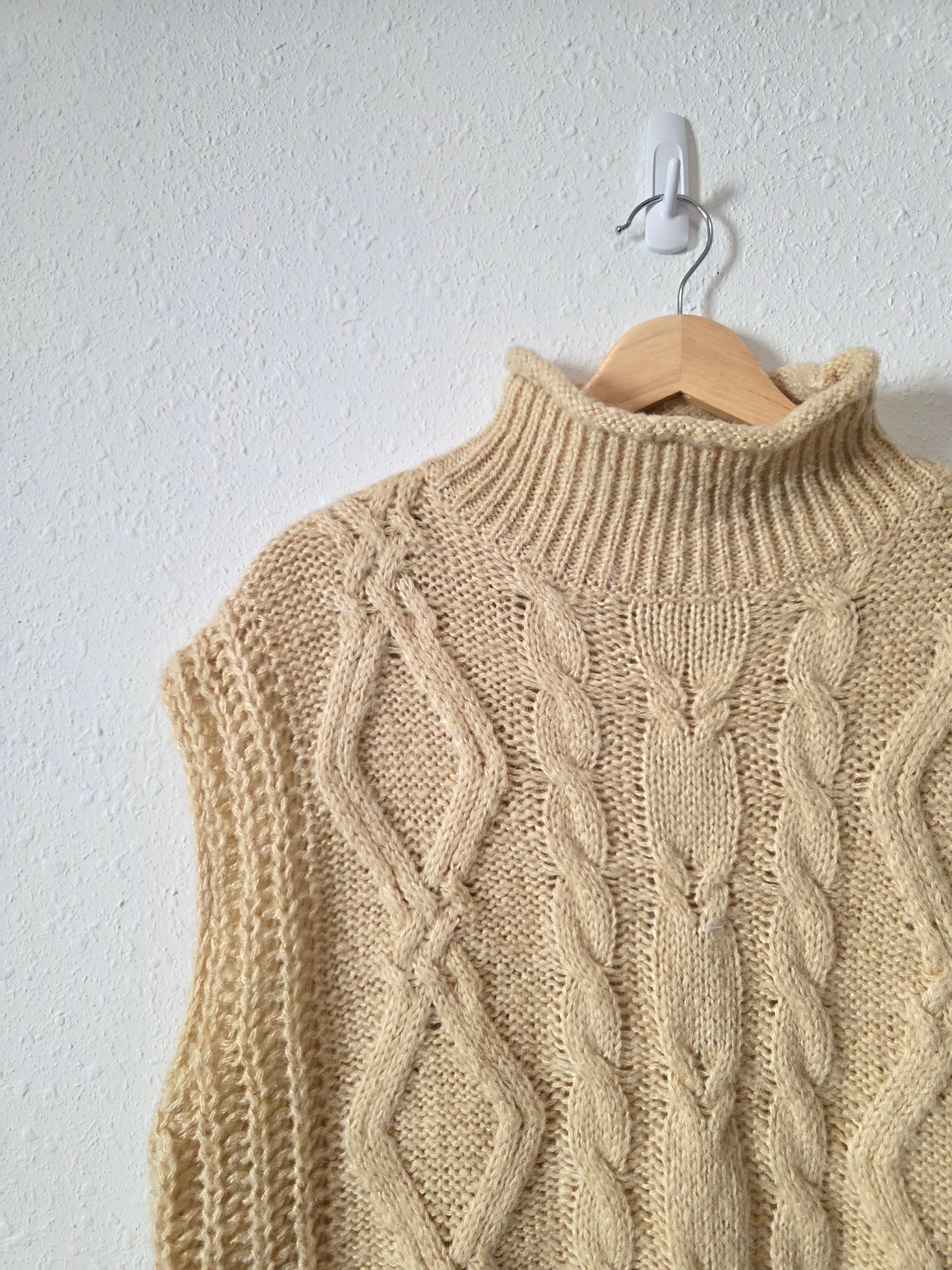In Loom Chunky Cable Knit Sweater Vest (M/L)