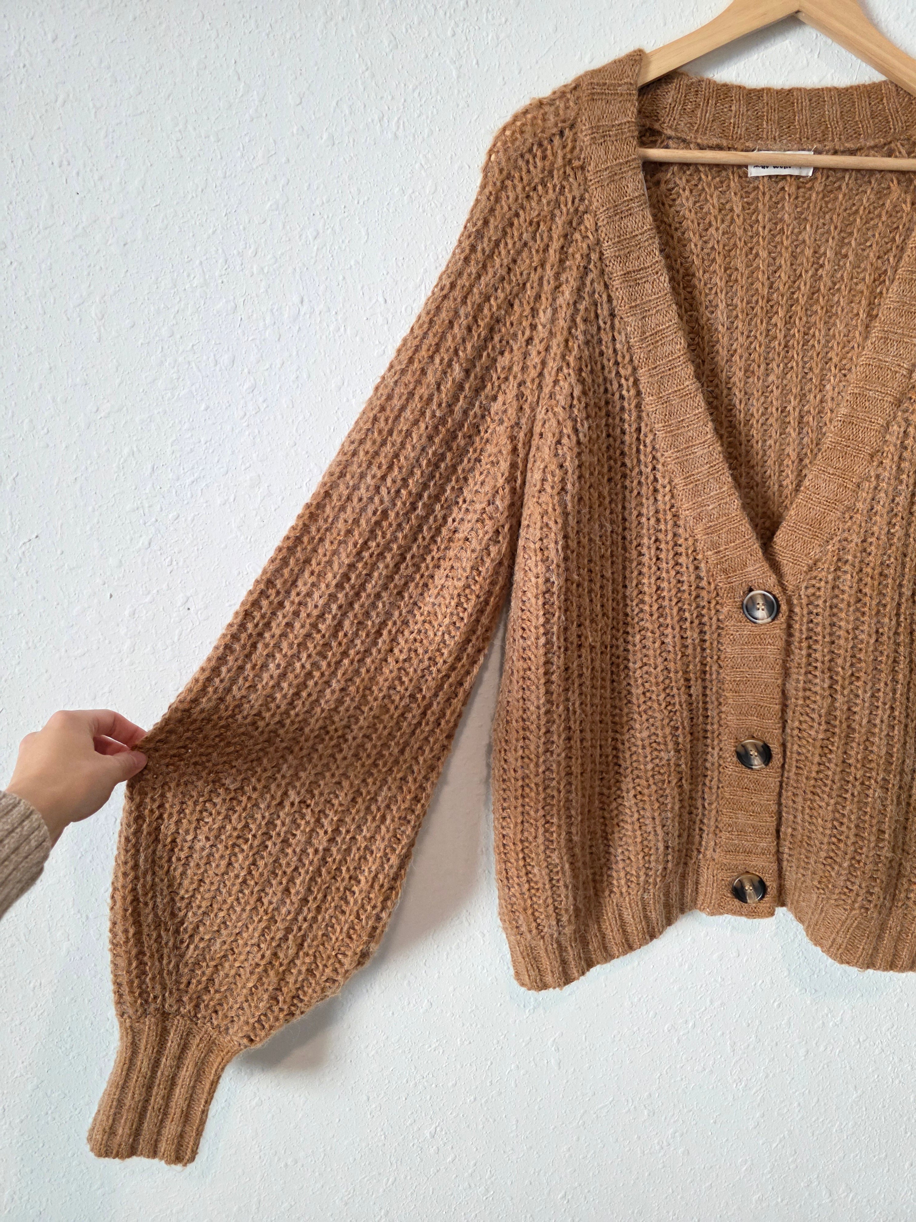 In Loom Chunky Cardigan Sweater (M/L)