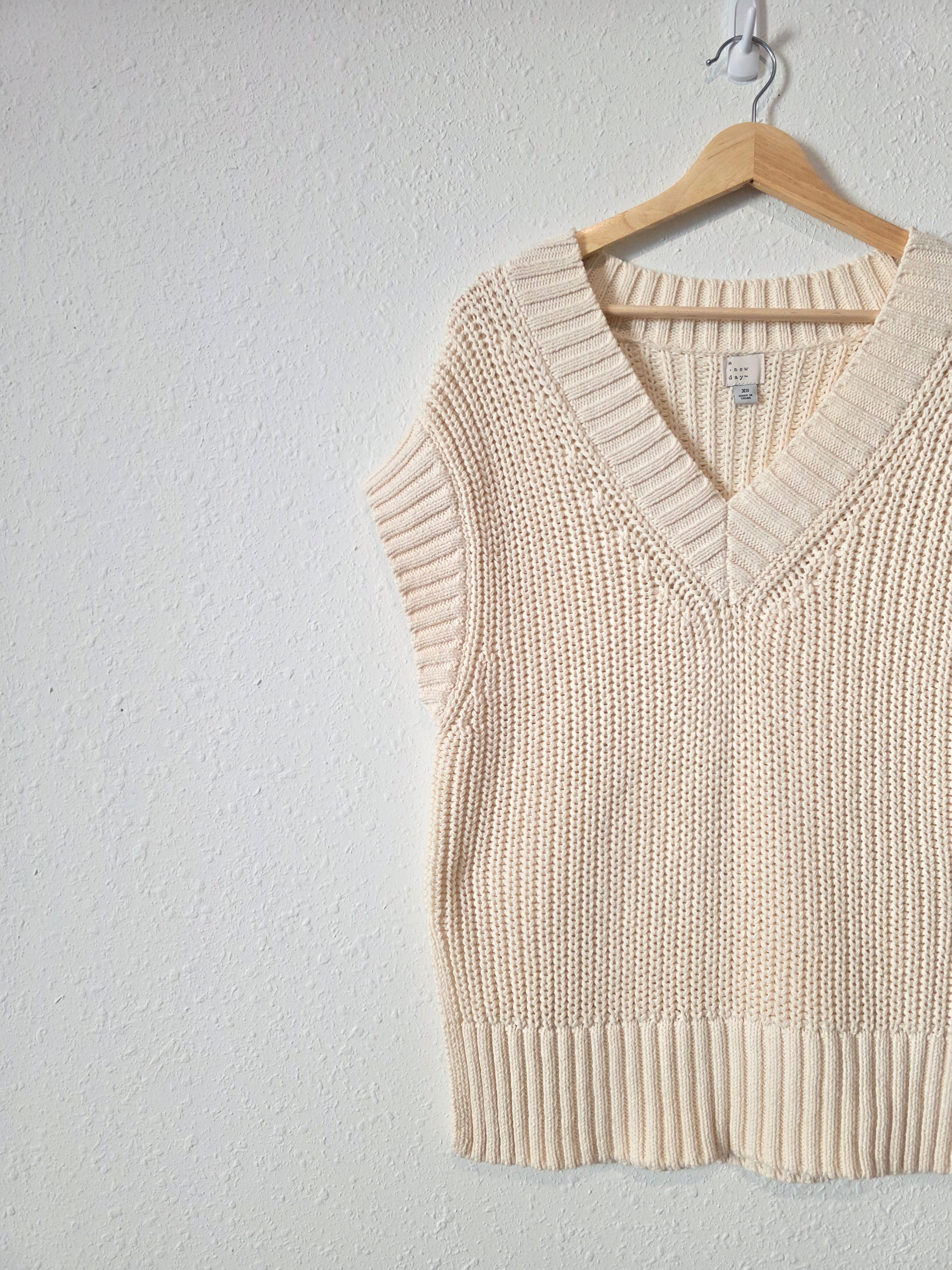 Oversized Chunky Sweater Vest (XS)