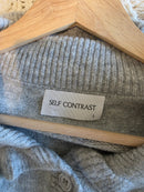 Self Contrast Collared Cardigan Sweater (L)