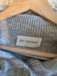Self Contrast Collared Cardigan Sweater (L)