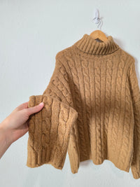 NEW Abercrombie Turtleneck Sweater (L)