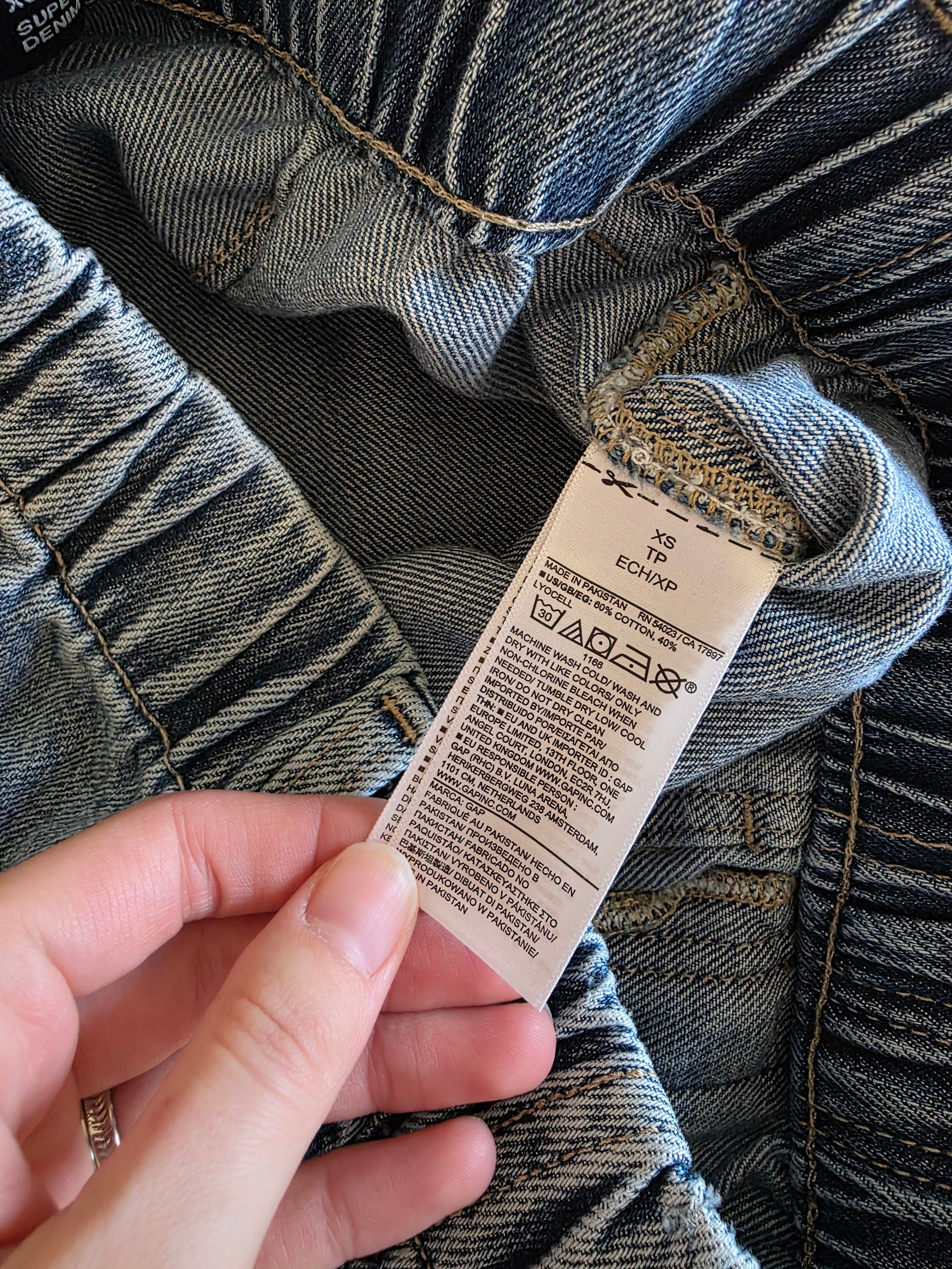 Gap Straight Easy Jeans (XS)