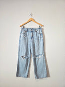 Light Wash Relaxed Jeans (8 short)