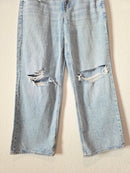 Light Wash Relaxed Jeans (8 short)
